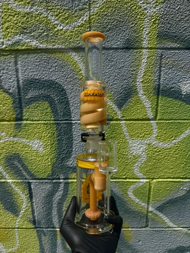 Preview pic of Illadelph Danklin Beaker Honeycomb Coil