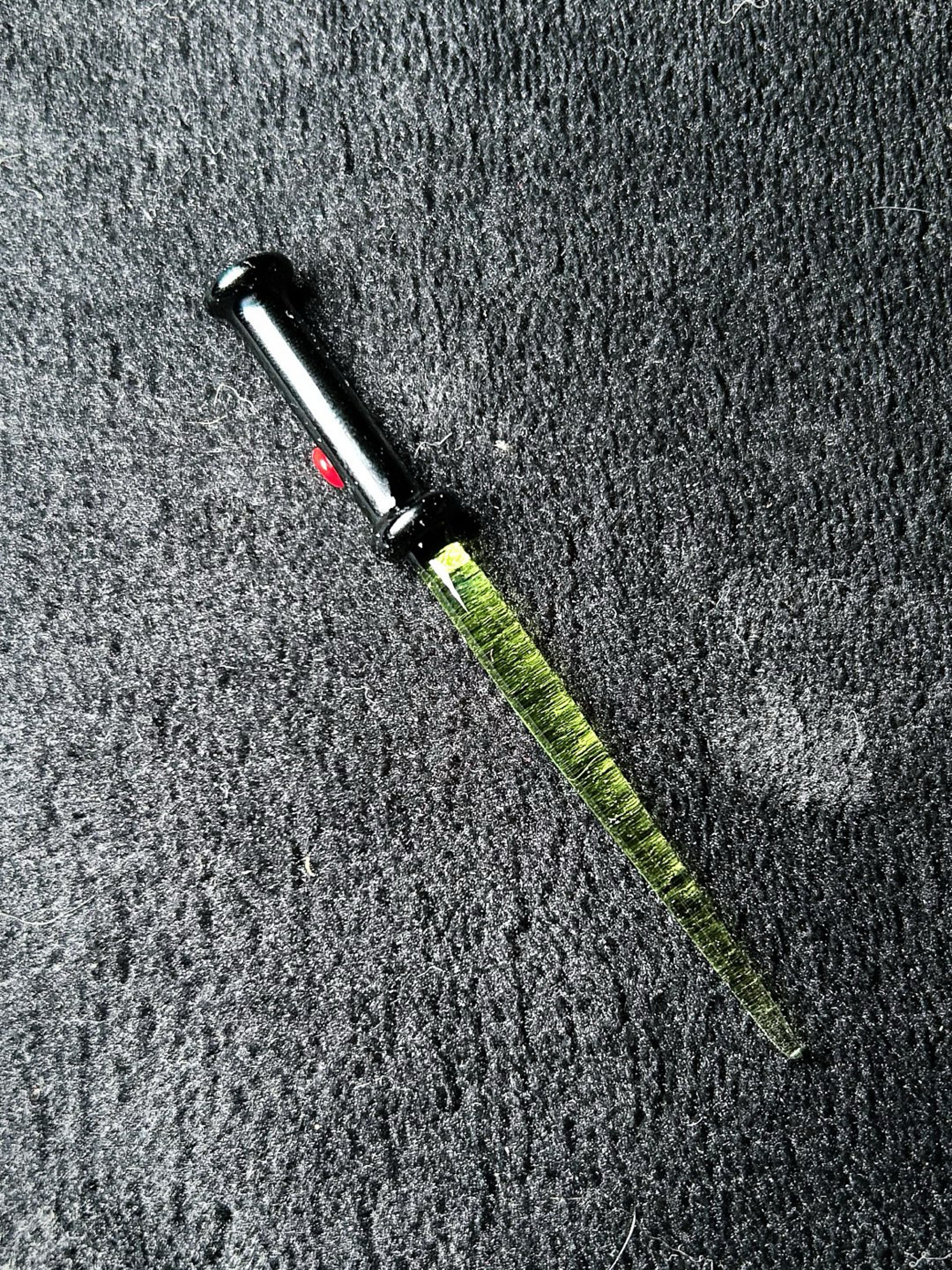 Preview pic of MarvinsGlass024 Light Saber 🦯
