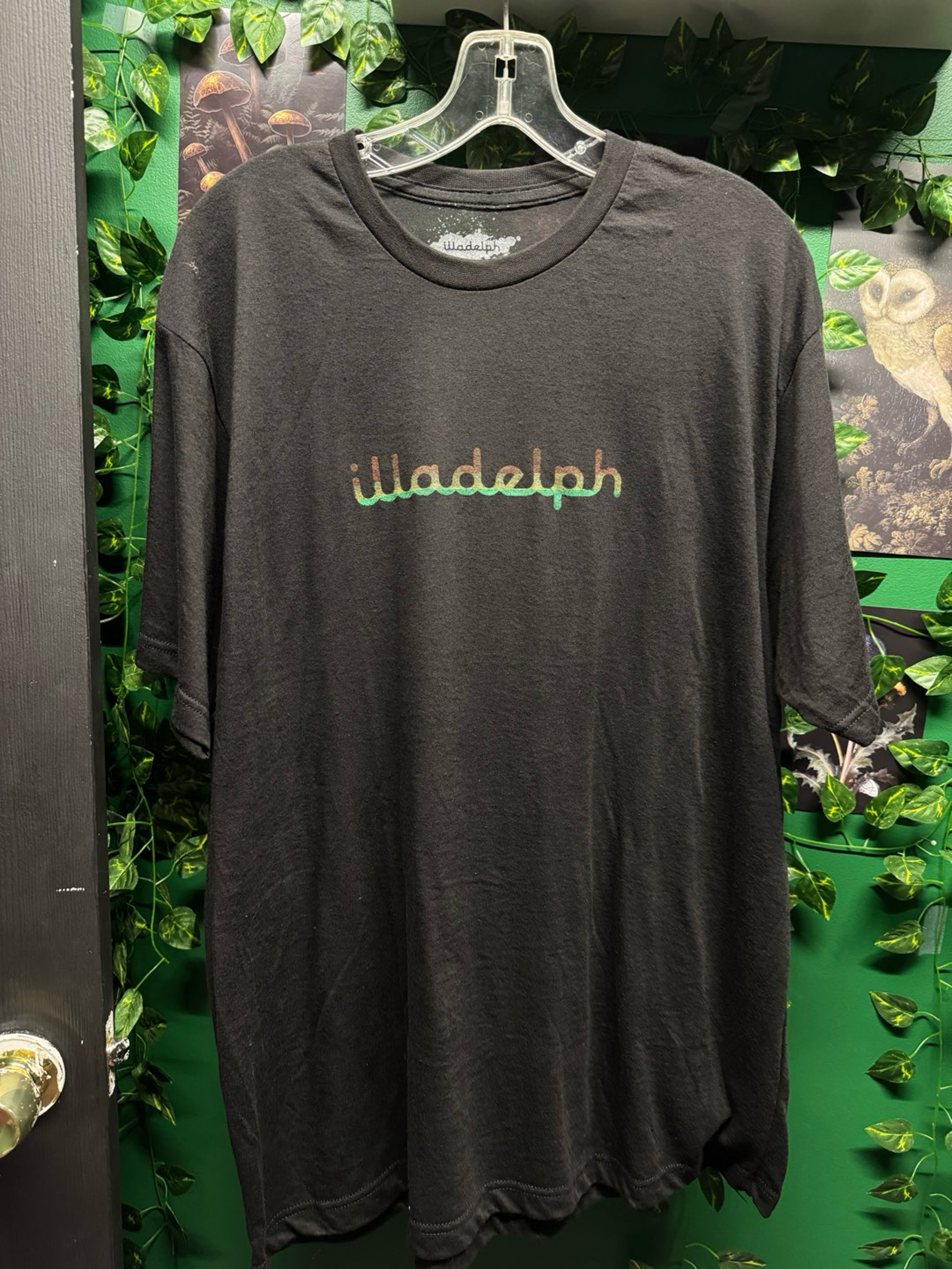 Preview pic of Illadelph Shirt - X-large