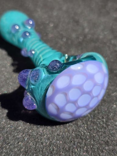 Preview pic of Aqua X Purple Honeycomb Glass Pipe