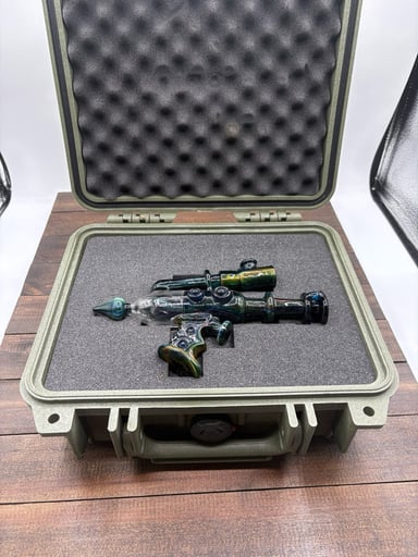 Preview pic of 2014 N8 x Darby Raygun