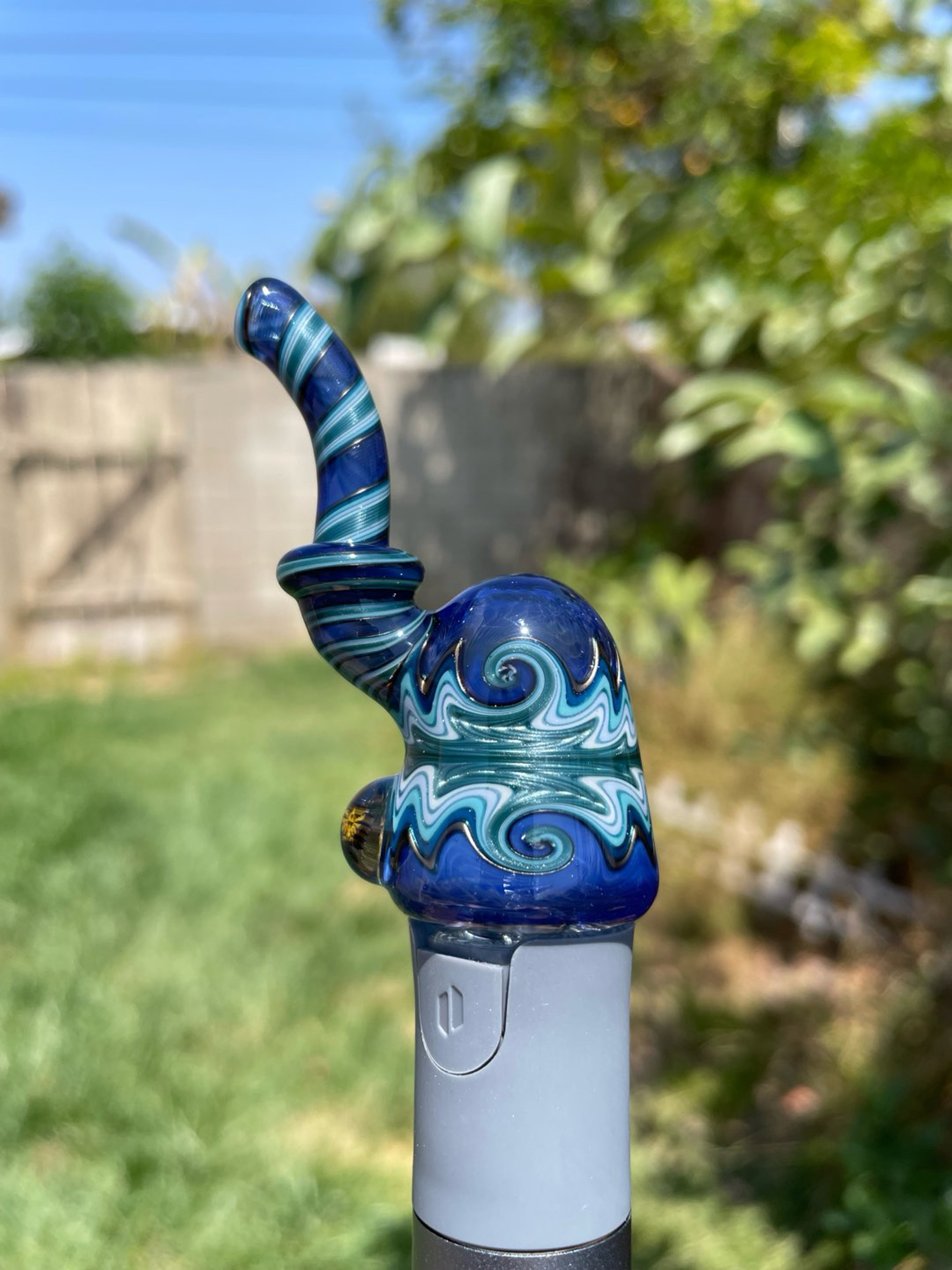 Preview pic of WigWag Sipper Pivot Top
