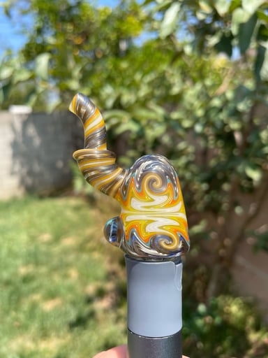 Preview pic of Sipper Style Pivot Top w/ Vegeta Millie