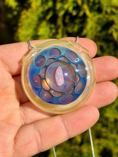 Preview pic of Opal honeycomb pendant