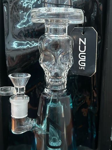 Preview pic of Nugg life glass