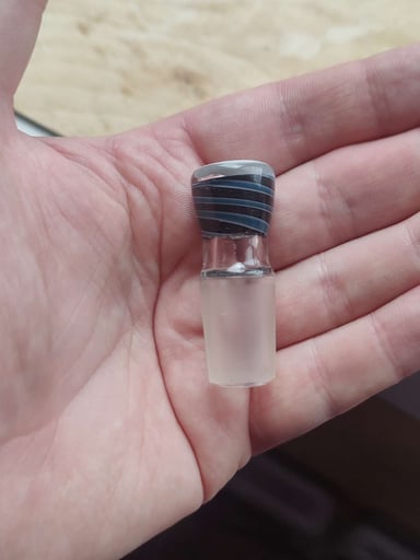 Preview pic of Gram's Glass Slide