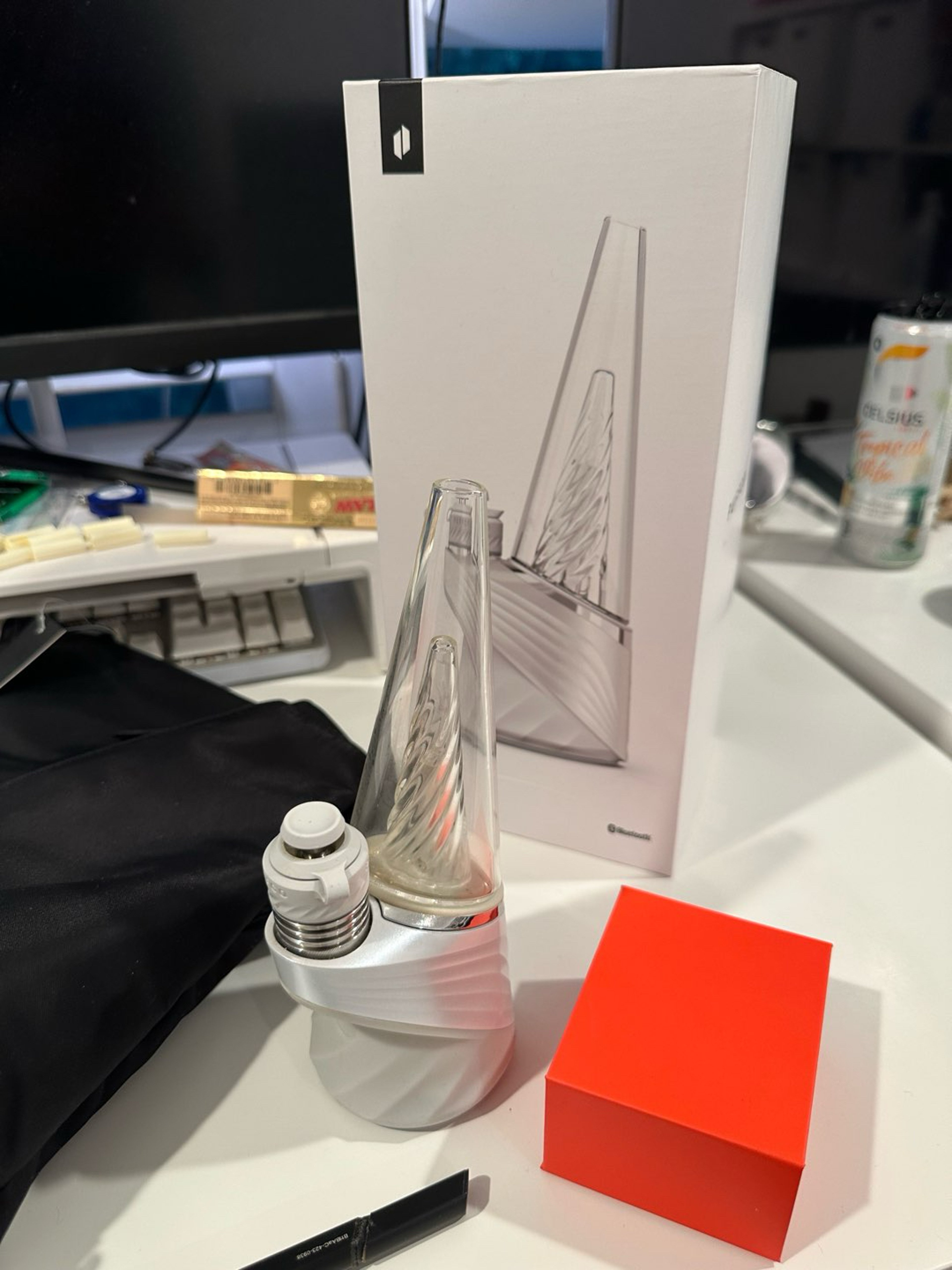 Puffco Peak Pro 2024 Bundle *READ DESCRIPTION* image 0