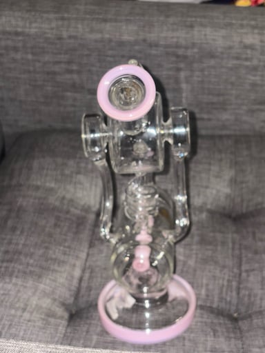 Preview pic of Brand new Lookah Barrell Recycler!!!!