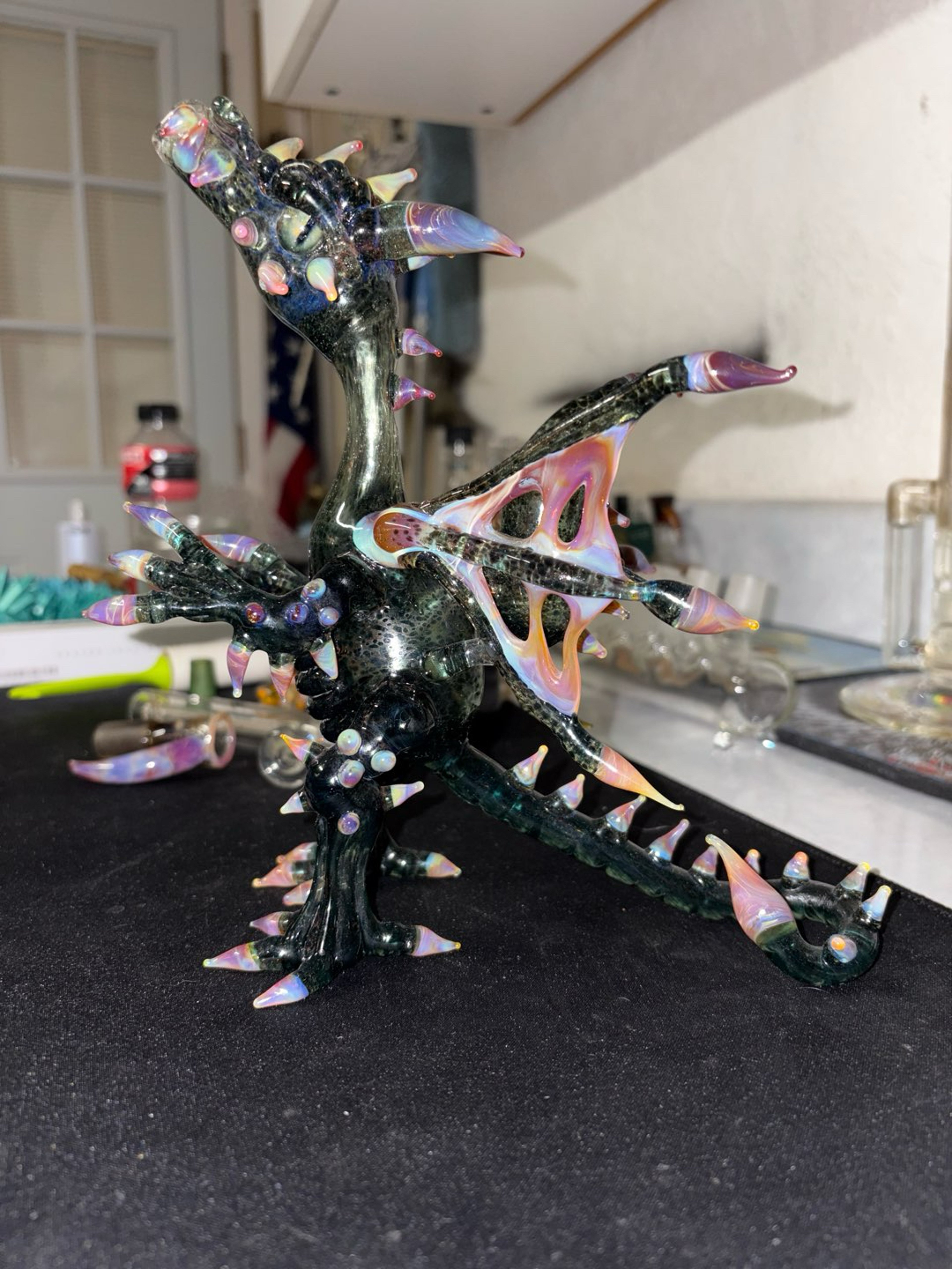 Preview pic of Areheart Glass Full-Body Dragon