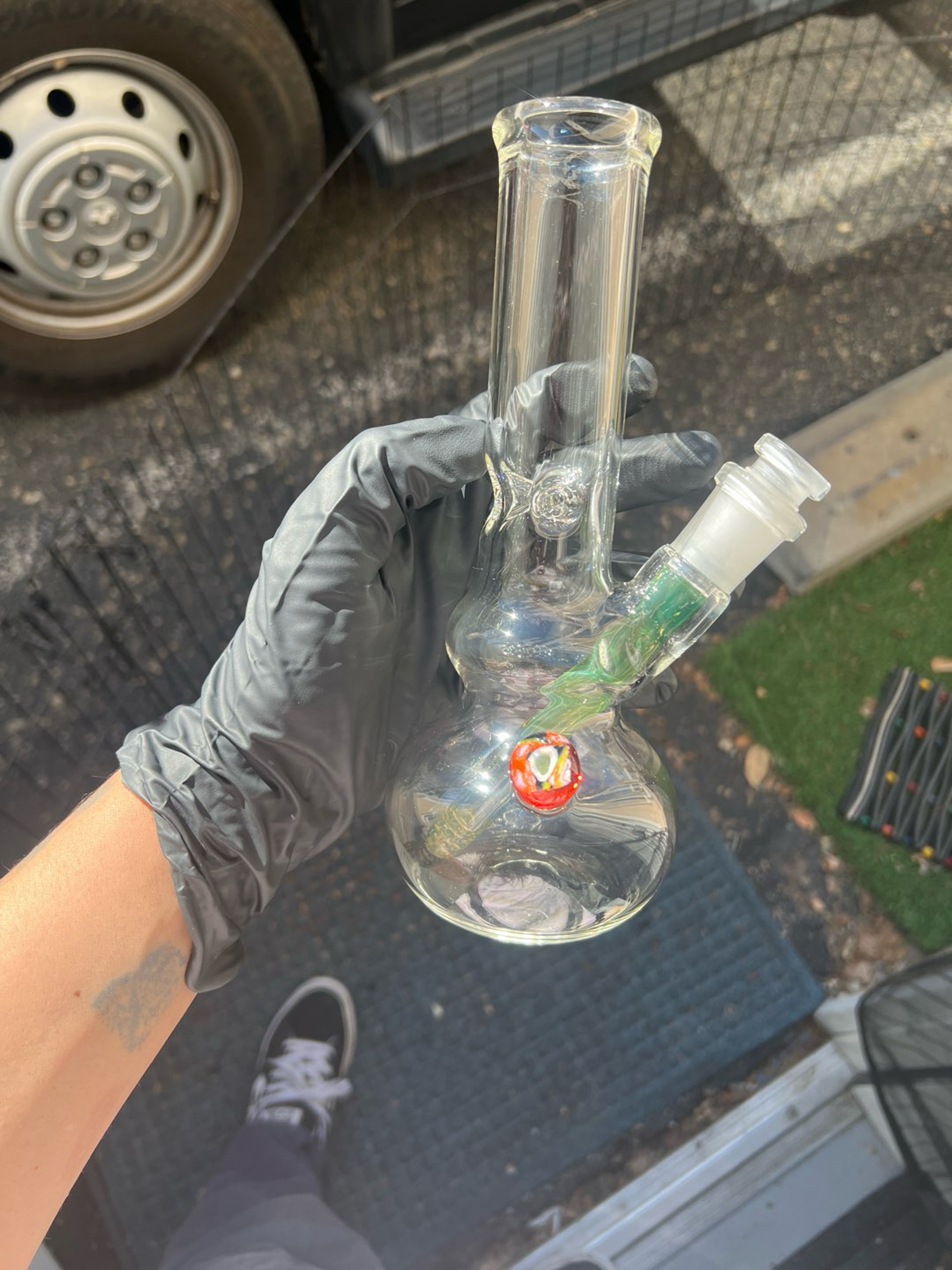 Preview pic of Bong