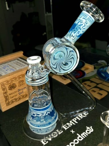 Preview pic of Avery York × Dan Longden 2024 collab