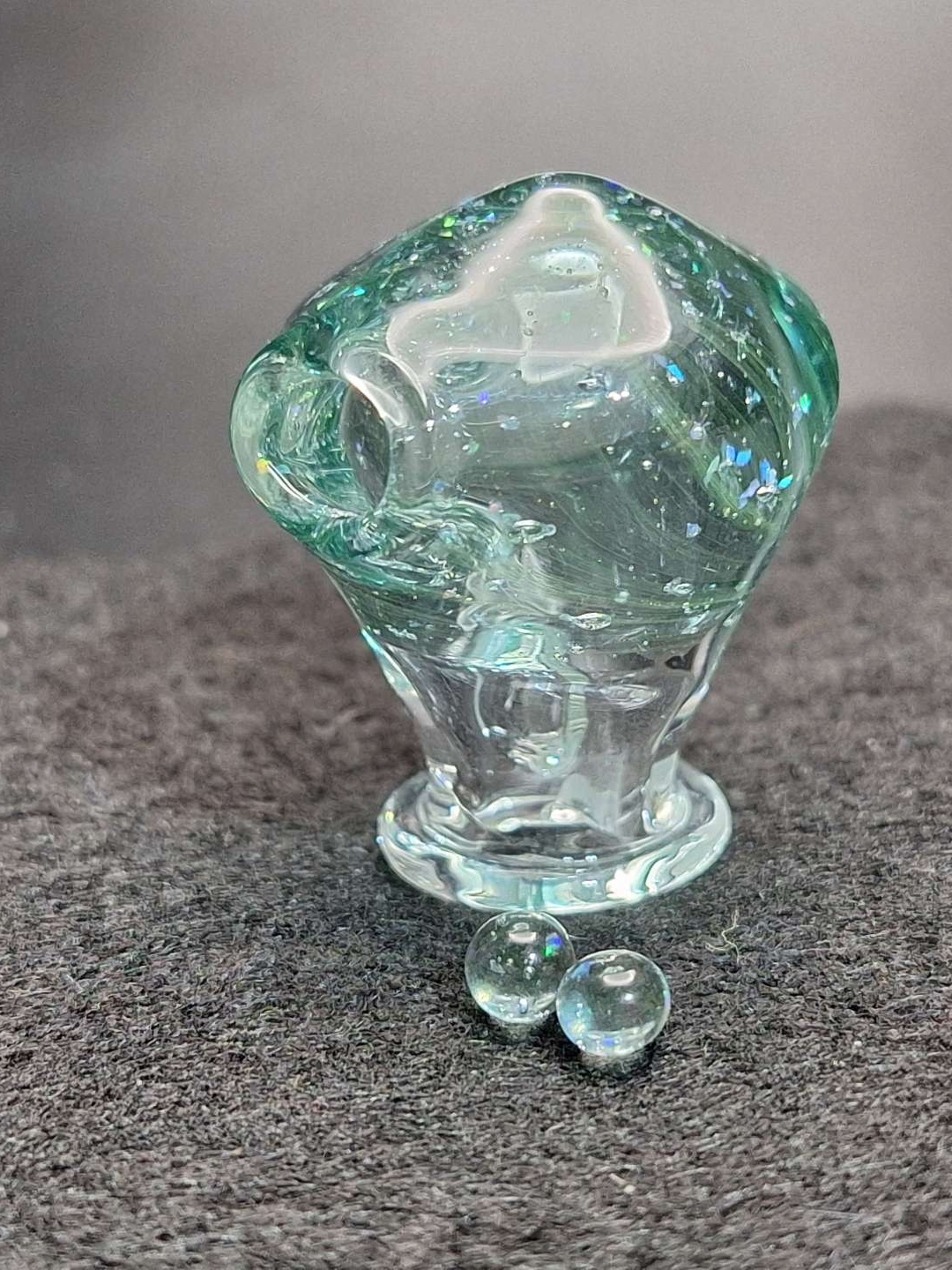 Crushed opal Pivot spinner W/ Pearls image 0