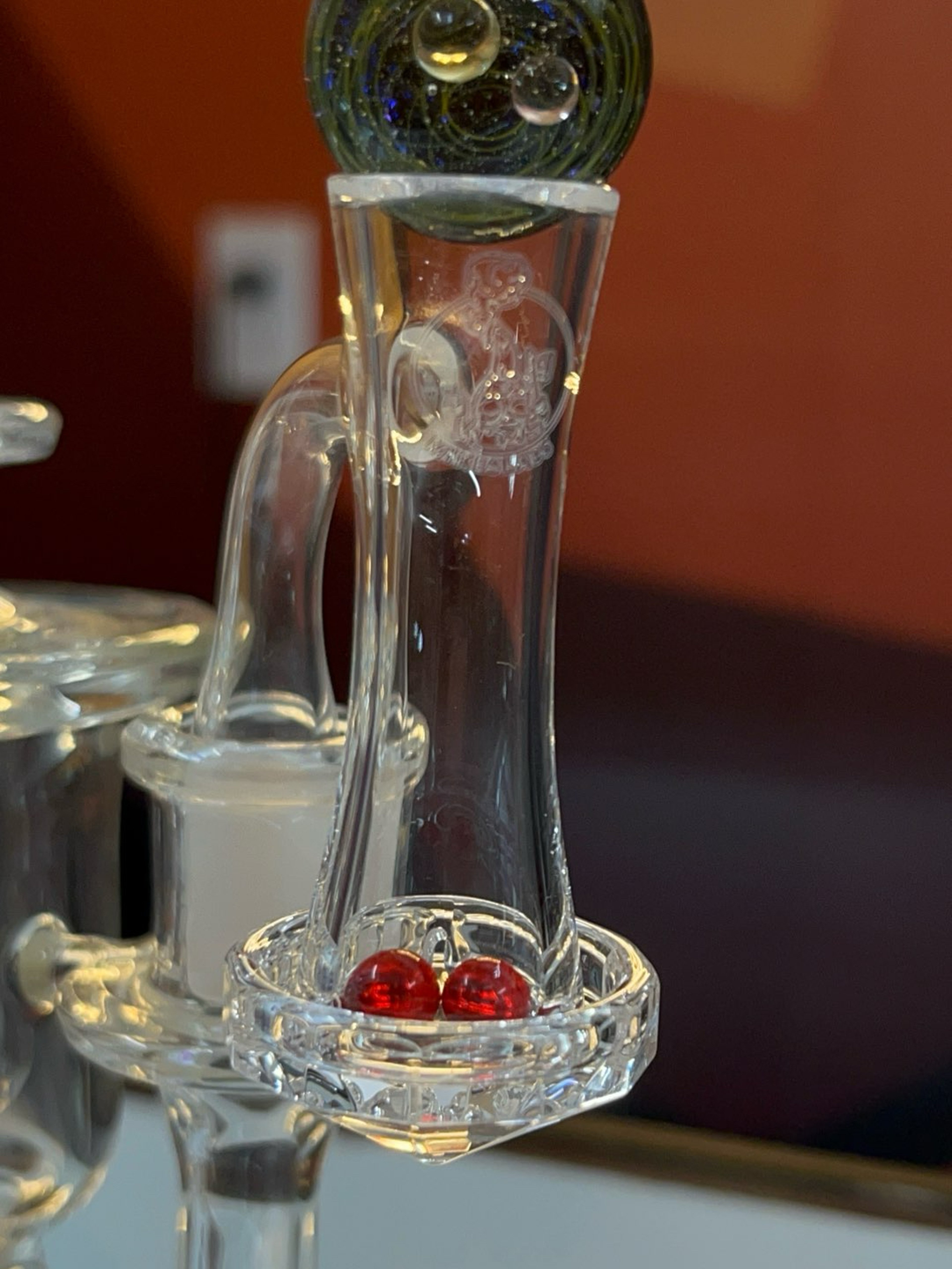 Preview pic of Mikeslabs faceted hourglass