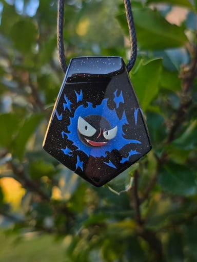 Preview pic of Shiny Ghastly Layered Glow UV Pendant
