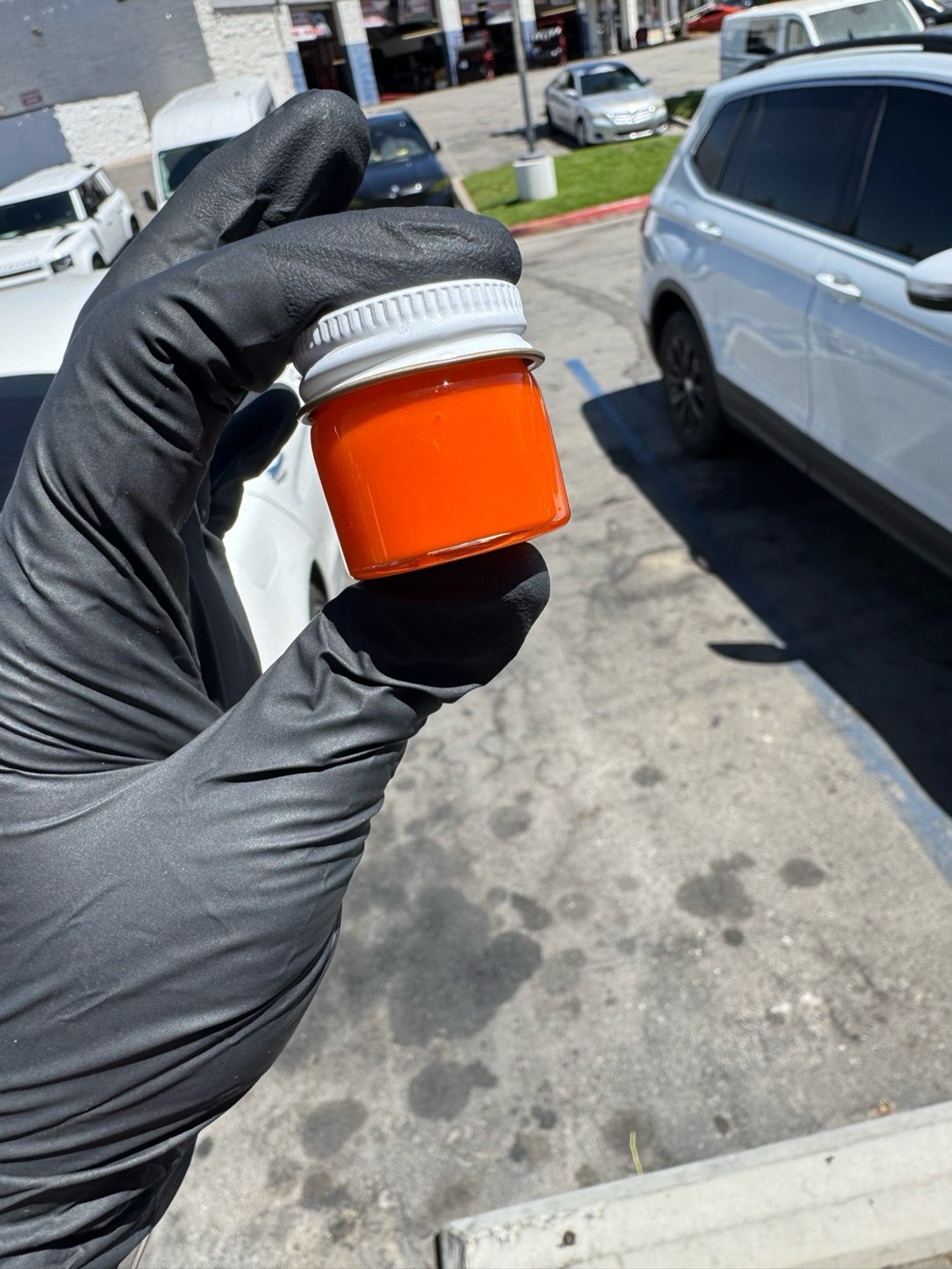 Preview pic of Empty1glass baller tangerine jar