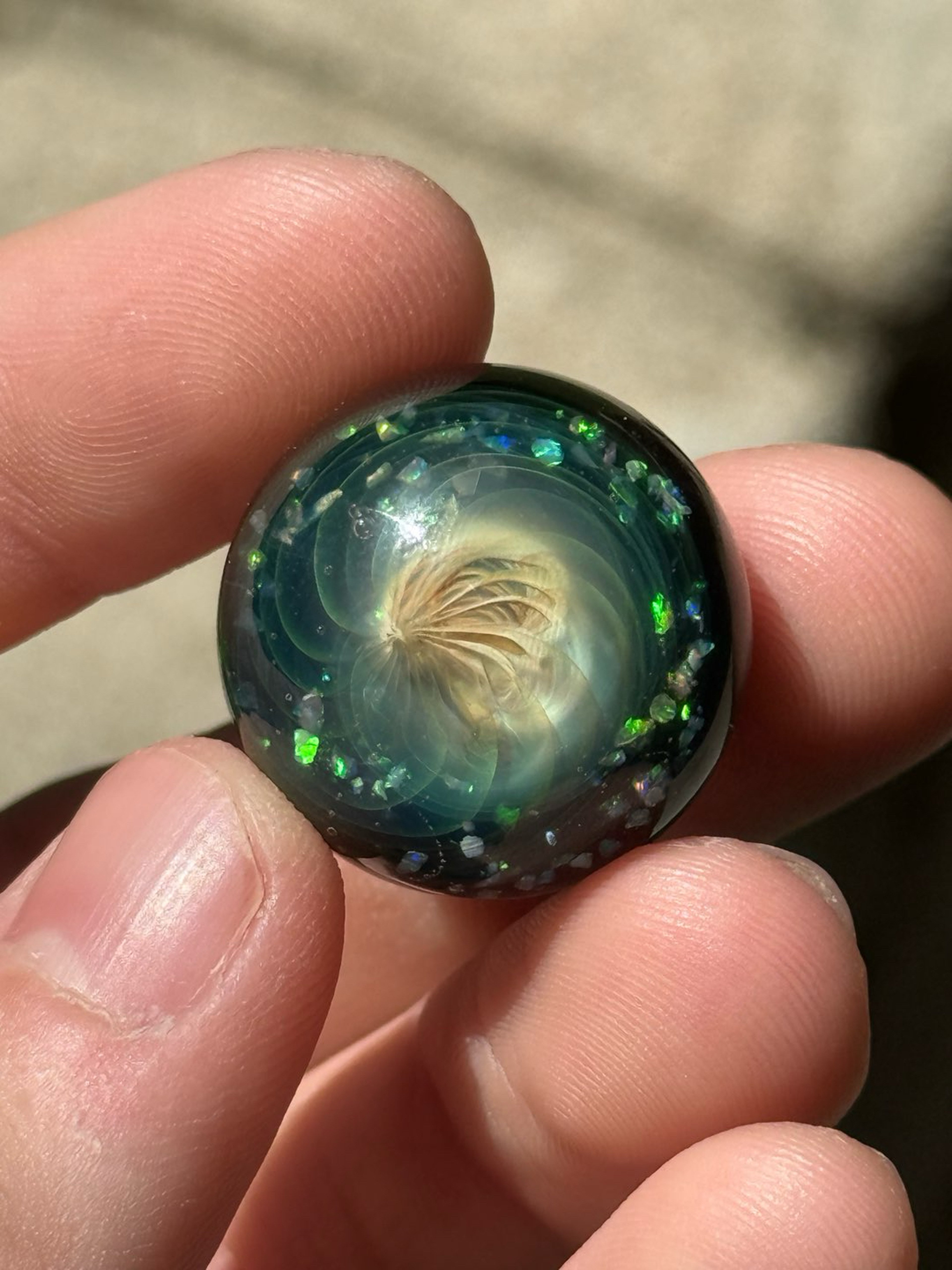 Preview pic of Hardcore tokes galaxy marble