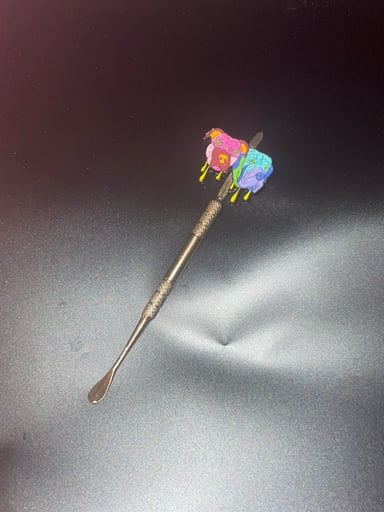 Preview pic of Dog heads dab tool