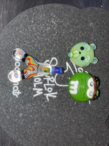Preview pic of Three little gems up for grabs.