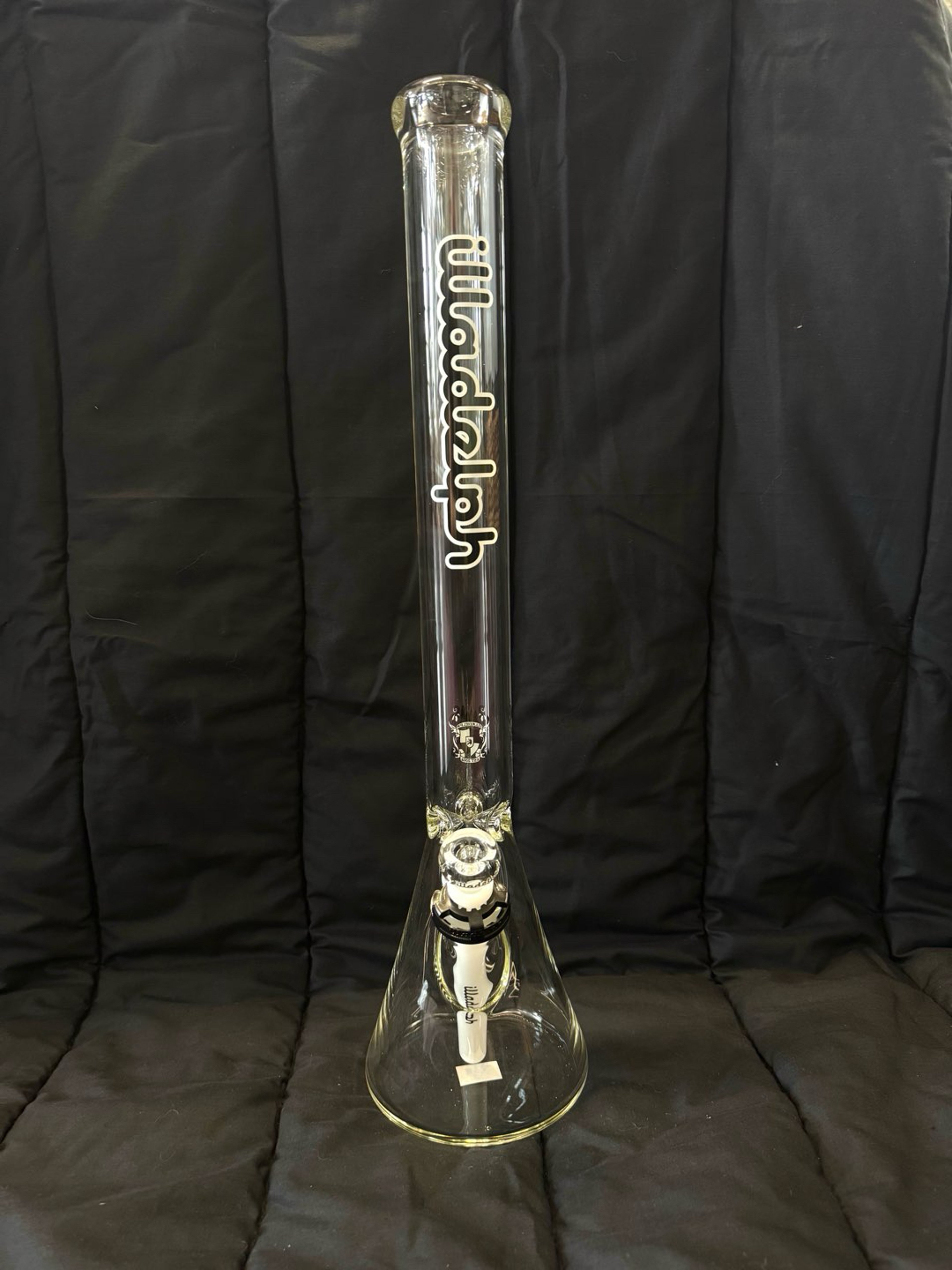 Preview pic of Illadelph 7mm Tall Black Beaker 21”