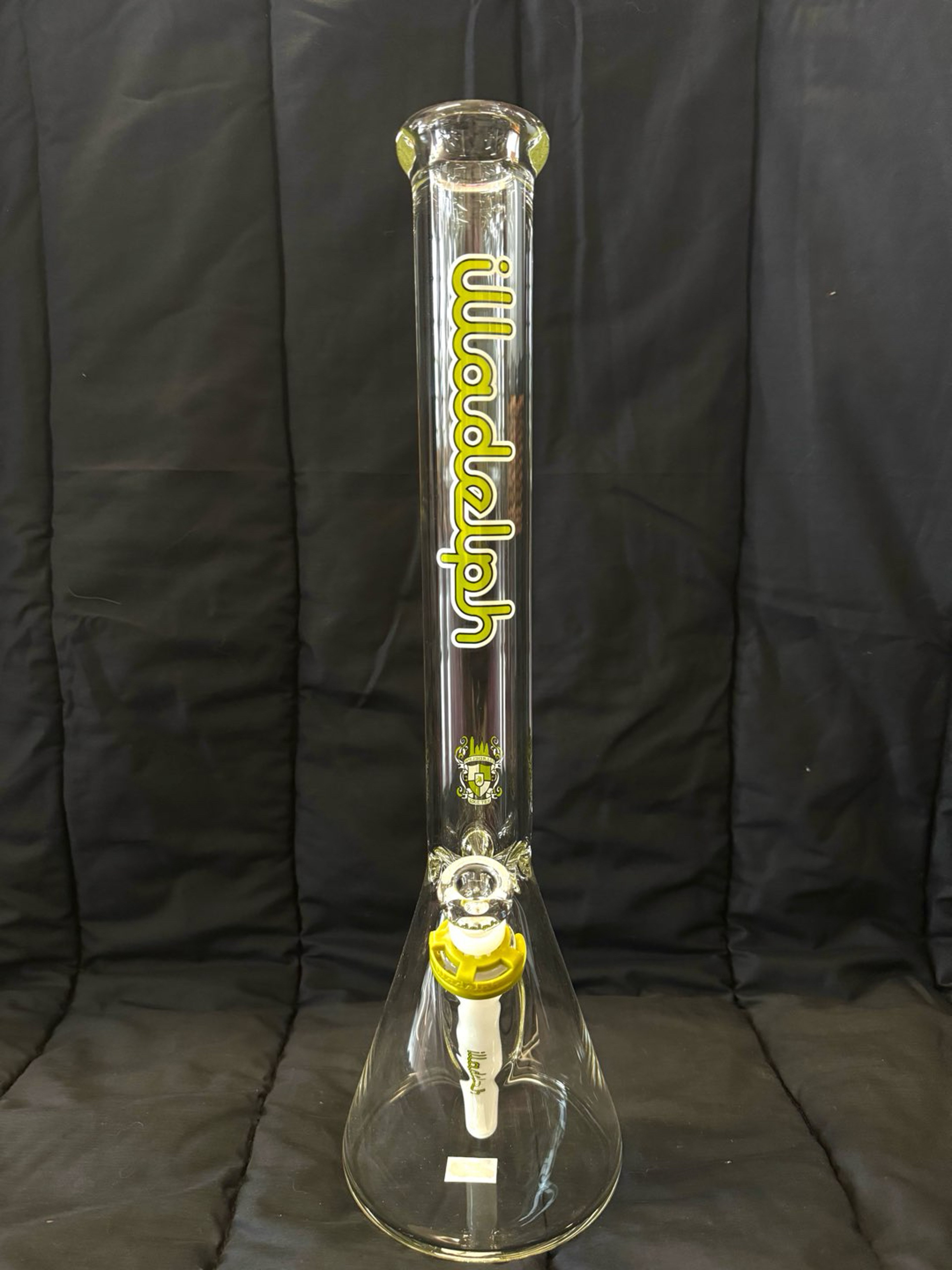 Preview pic of Illadelph 7mm Green Beaker with 19”