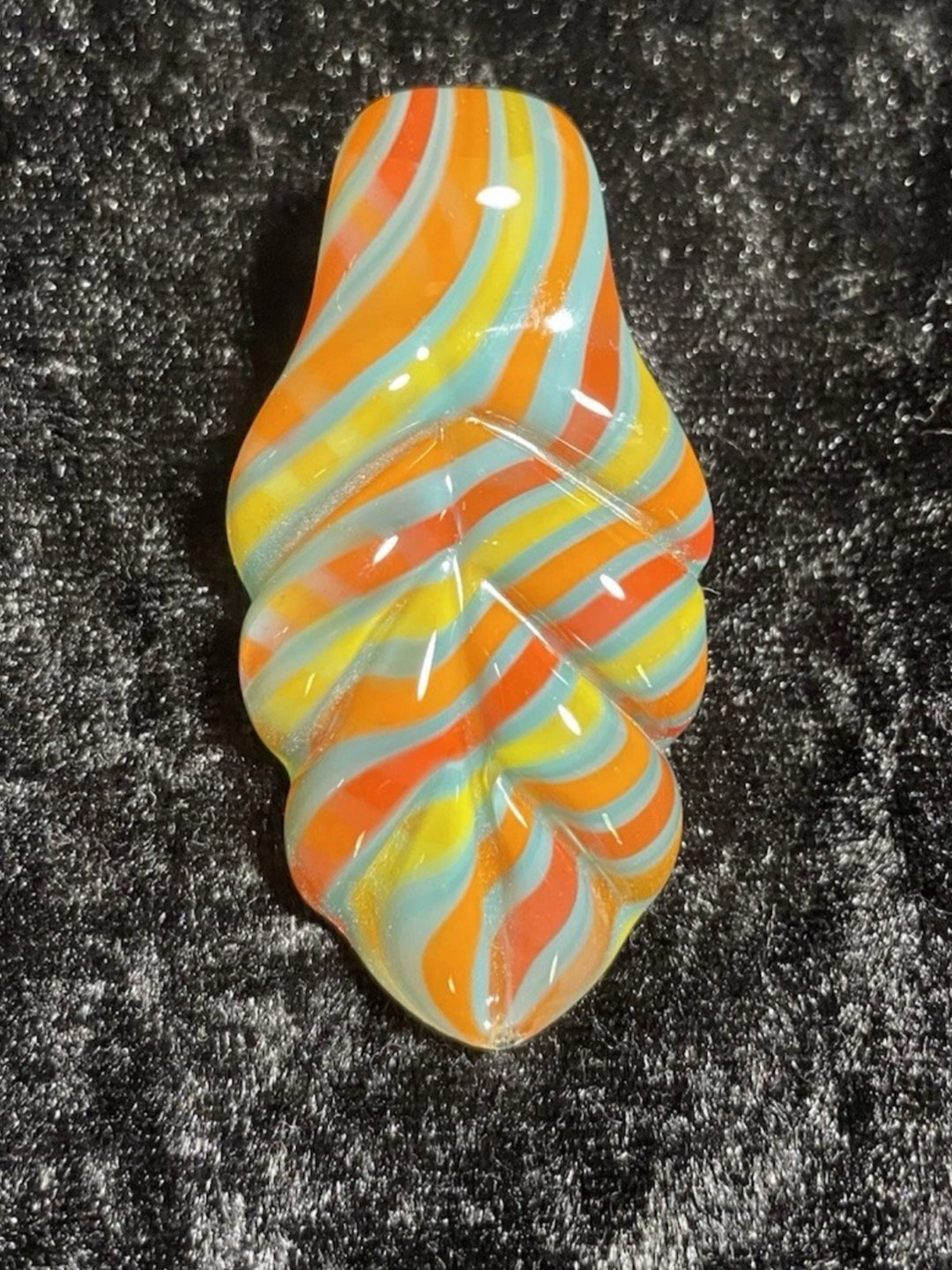 Preview pic of Heady Leaf Pendant