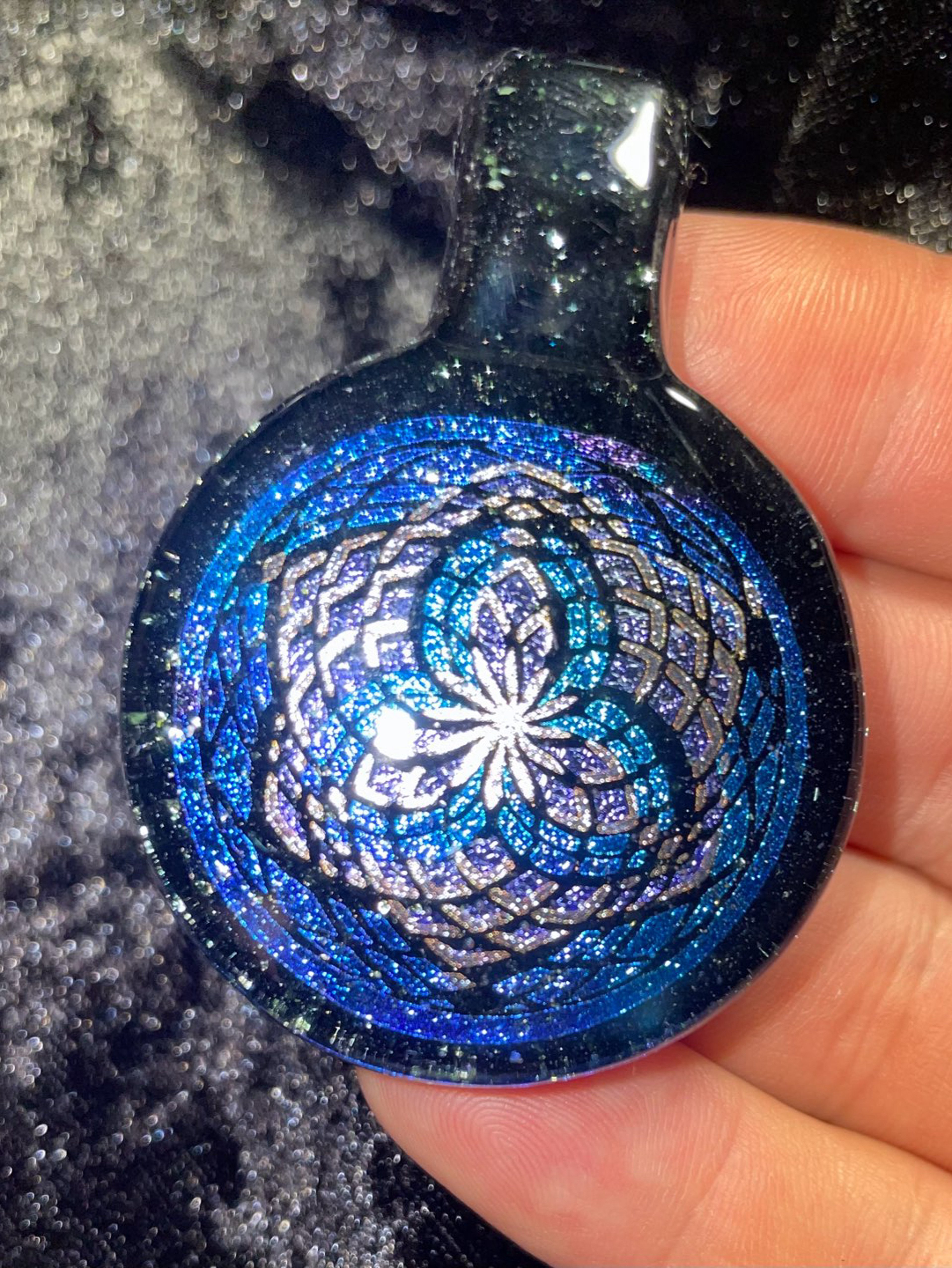 Preview pic of Heady Sparkly Dichro Geometry Pendant (Darkevitrum)