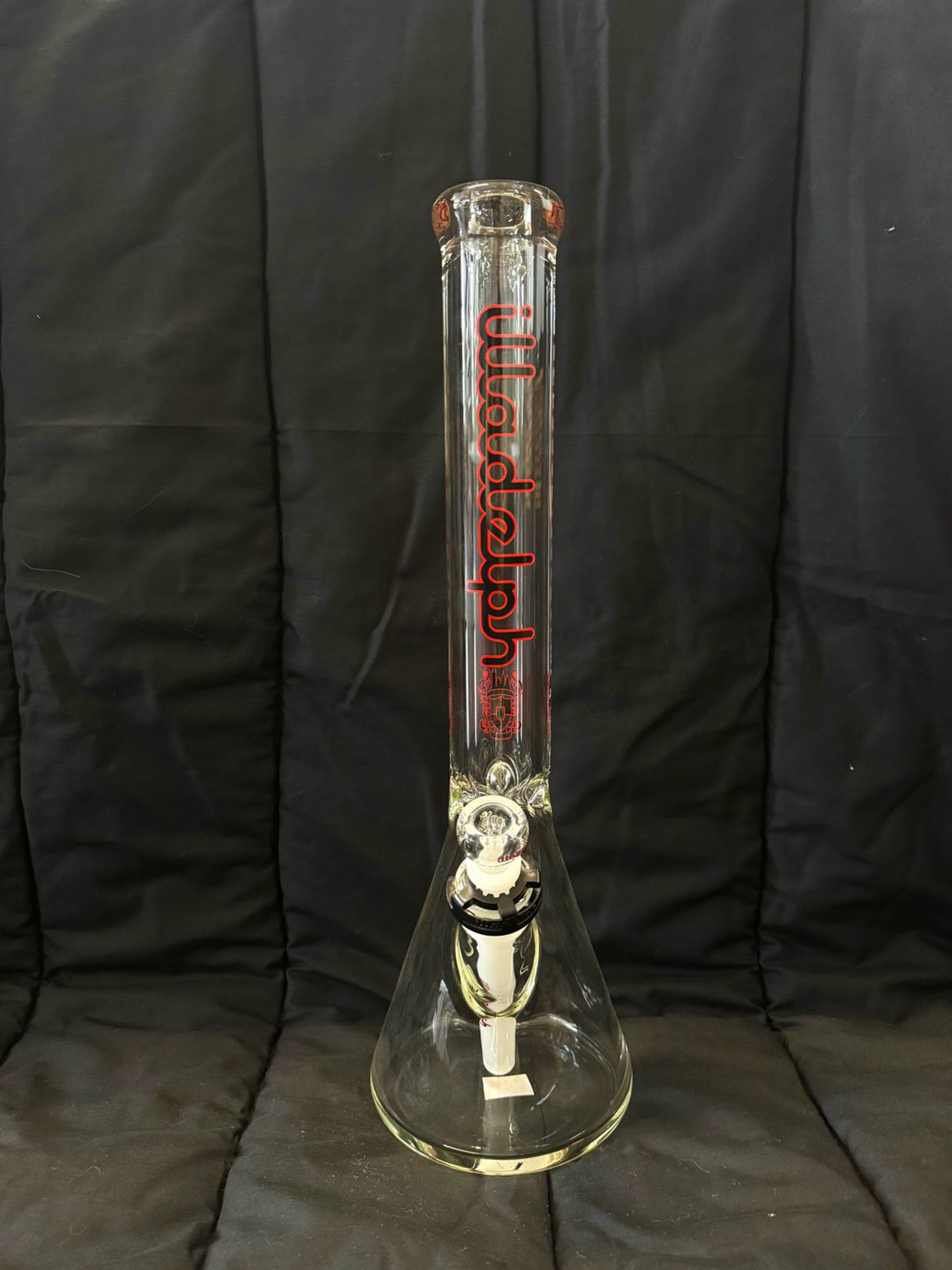 Illadelph 9mm Black/red Beaker 17.5” image 0