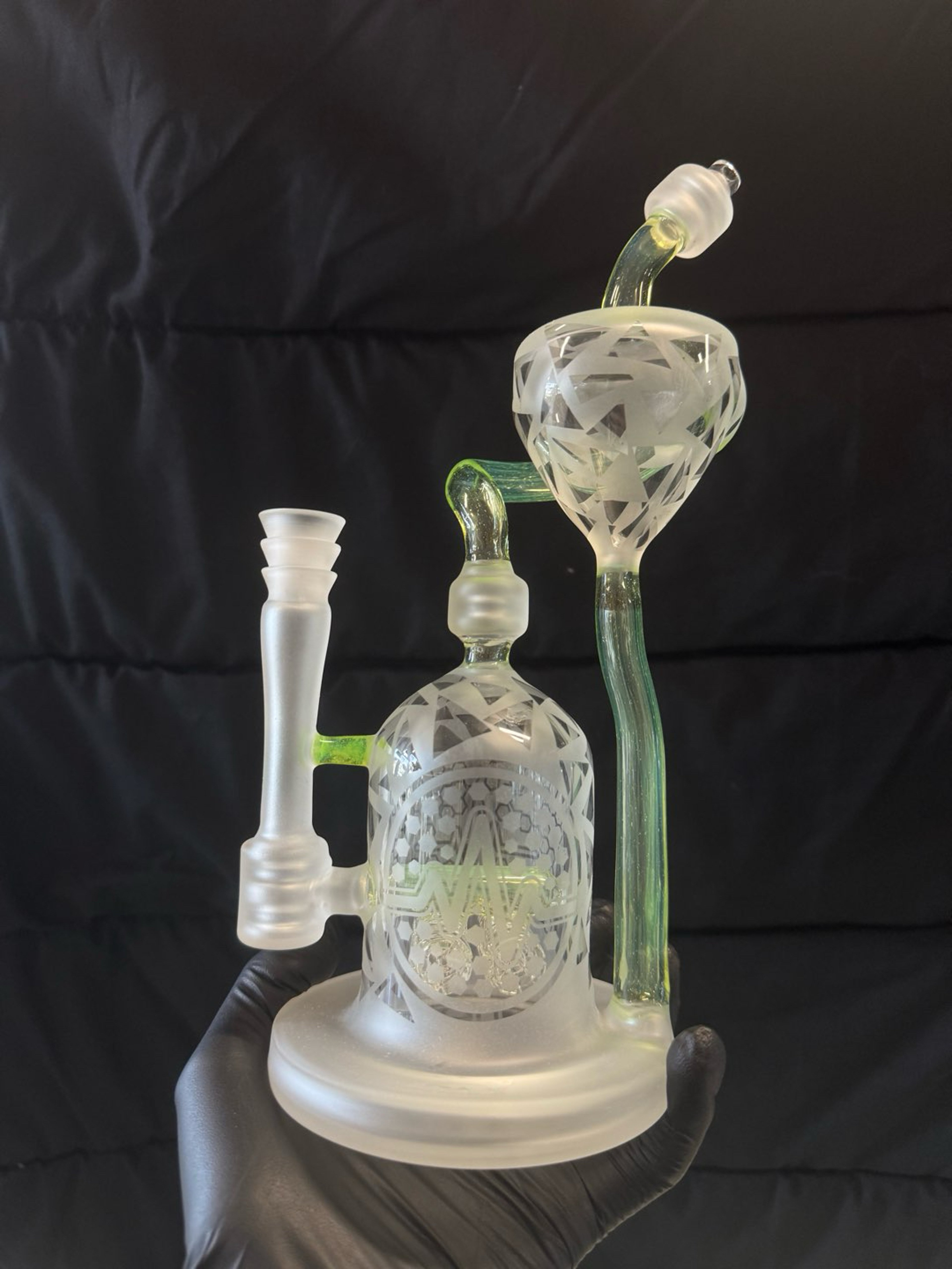 Preview pic of Pulse 10” Frosted Recycler
