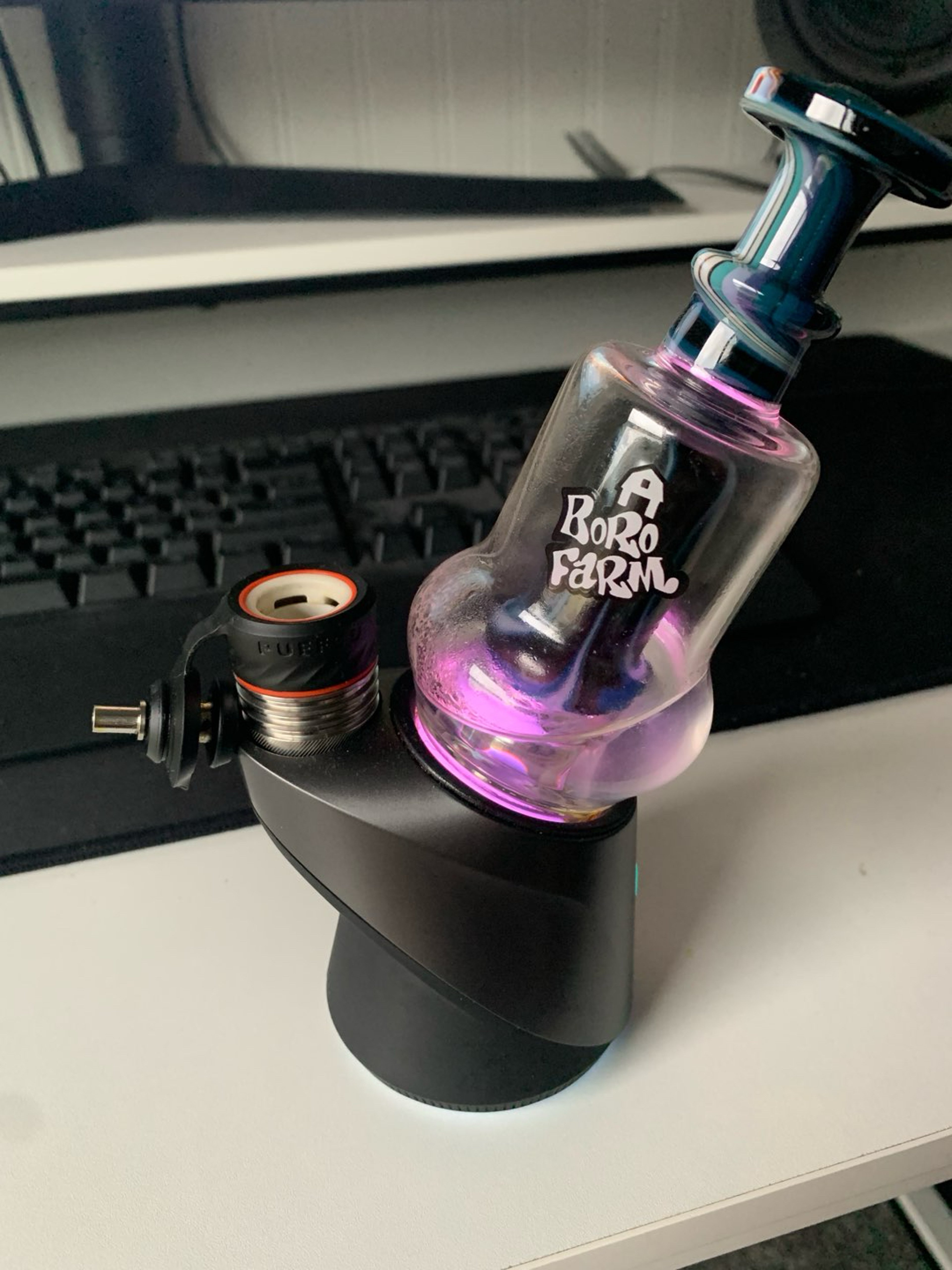 Preview pic of Puffco Peak Pro + 3dxl chamber and custom glass
