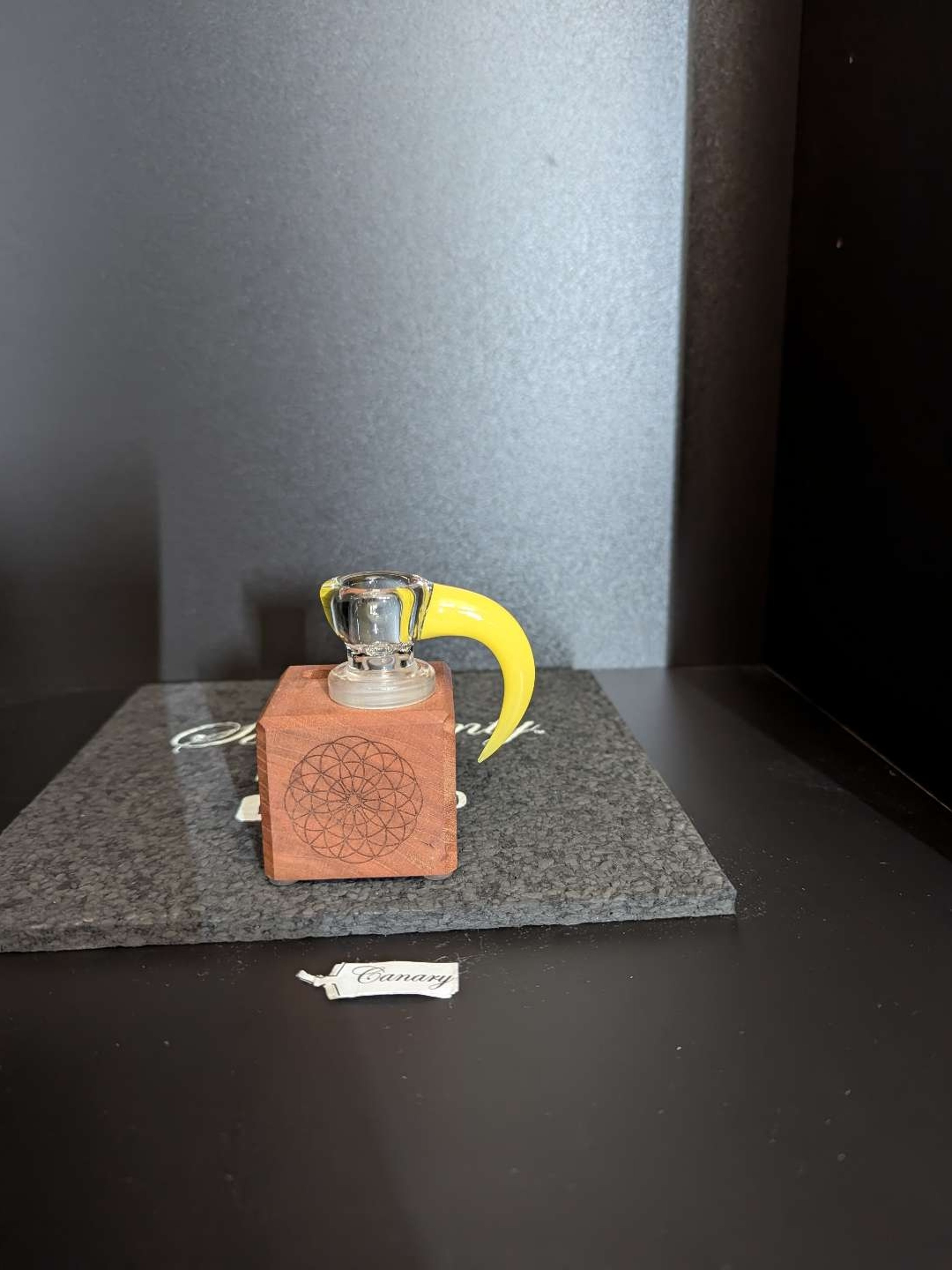 Preview pic of Sovereignty Canary Partial Accent Slide