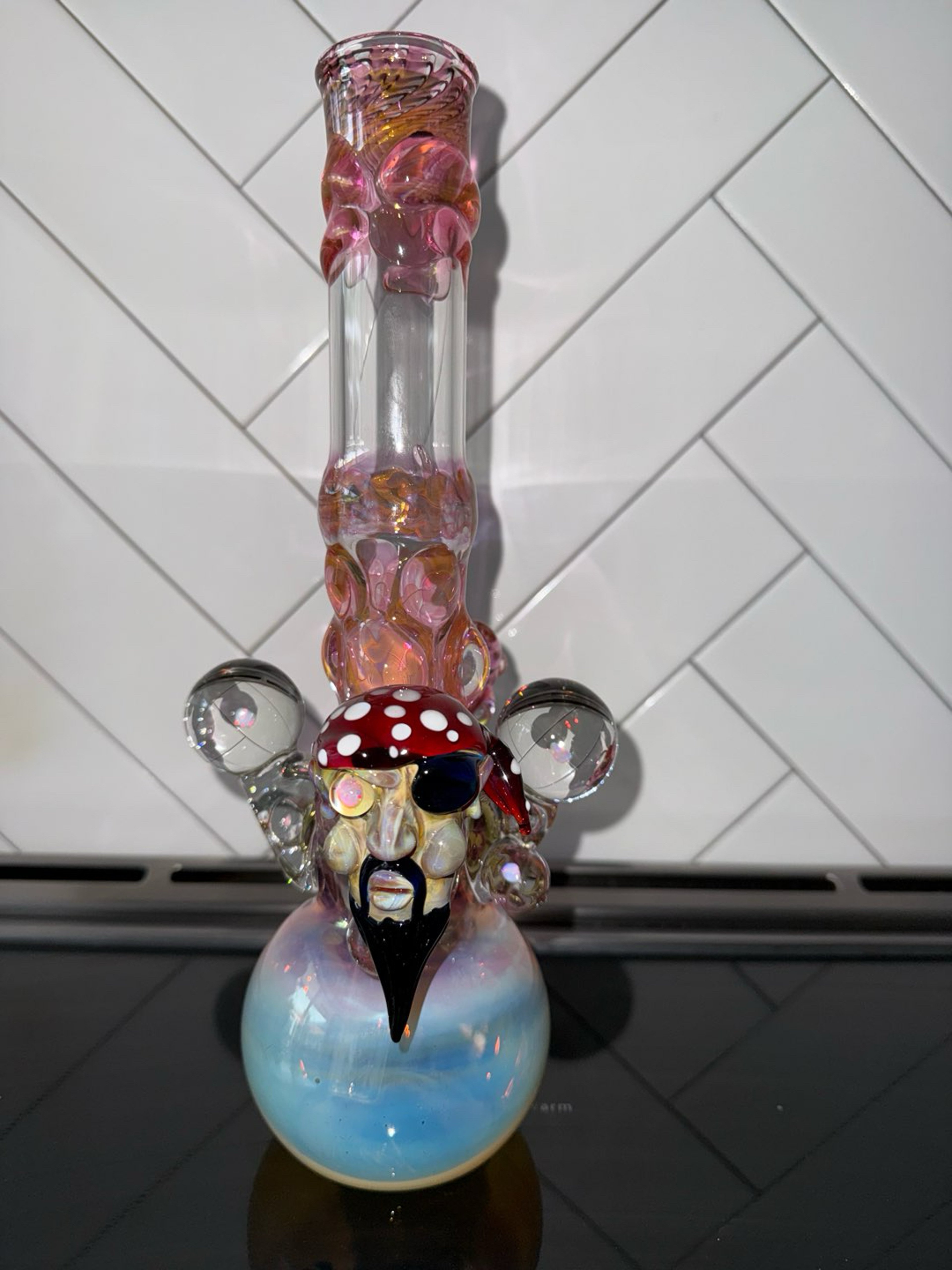 Preview pic of Grinder Glass Pirate