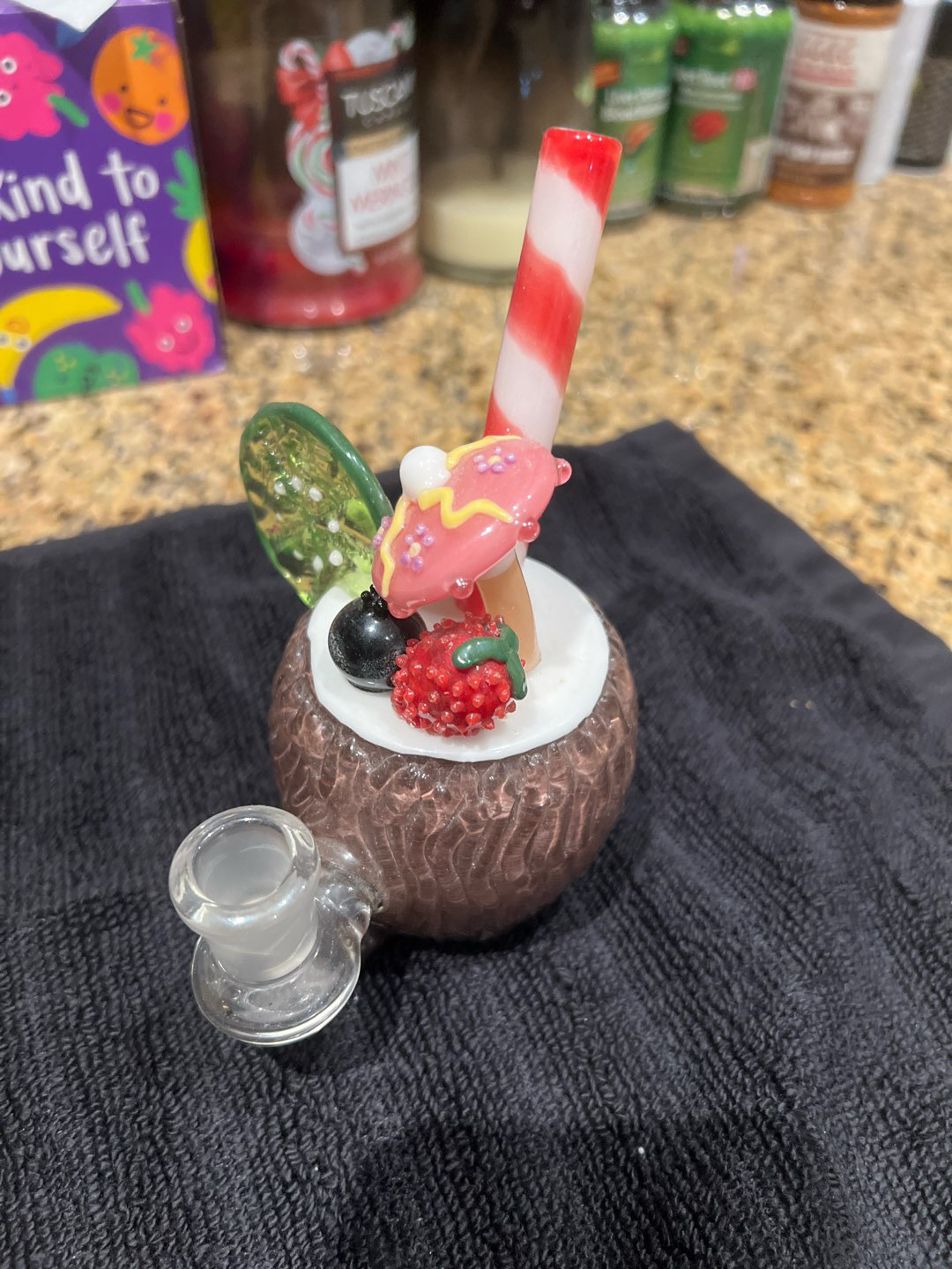 Preview pic of Bong