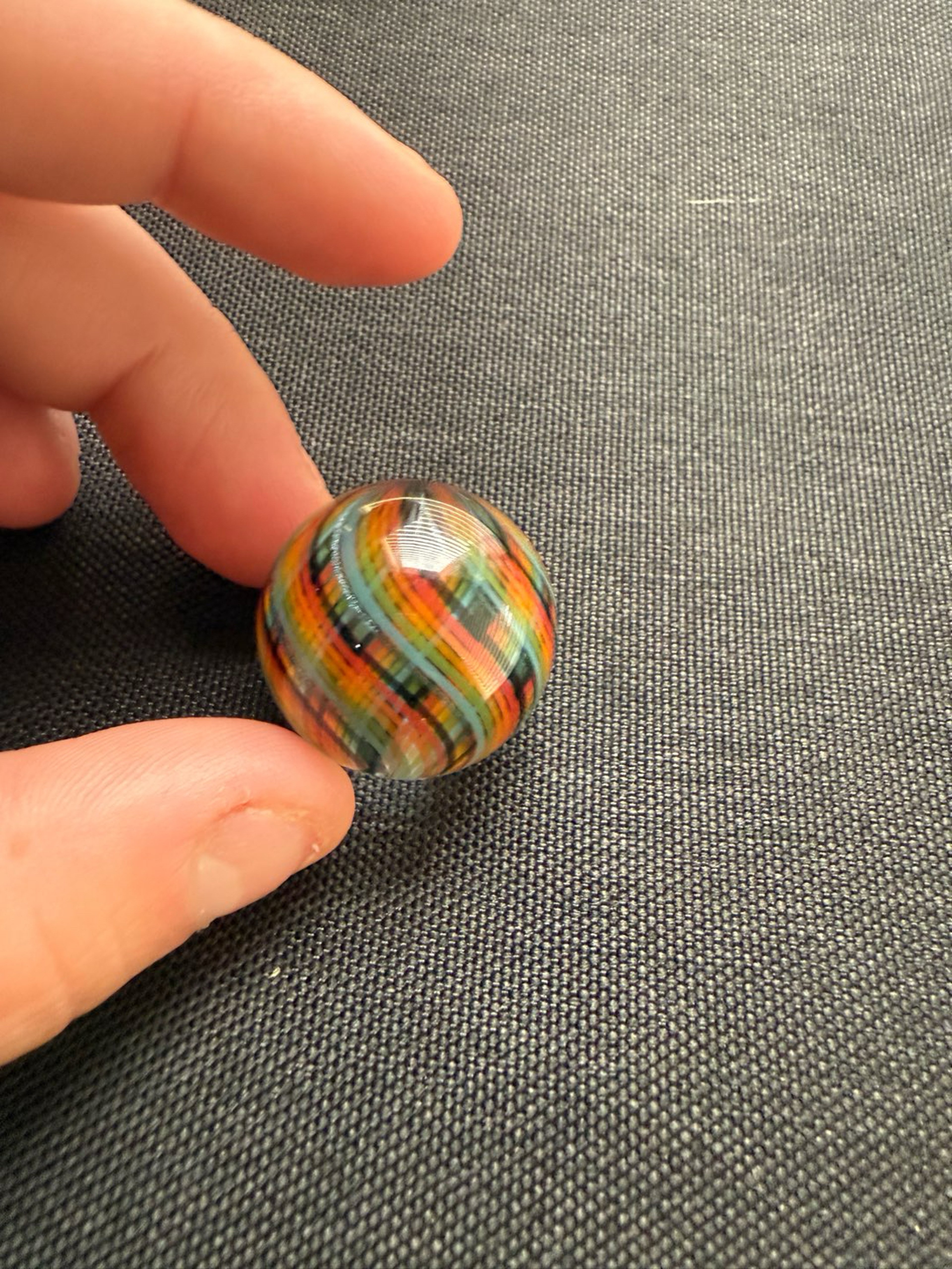 Preview pic of Robo glass rainbow reti marble