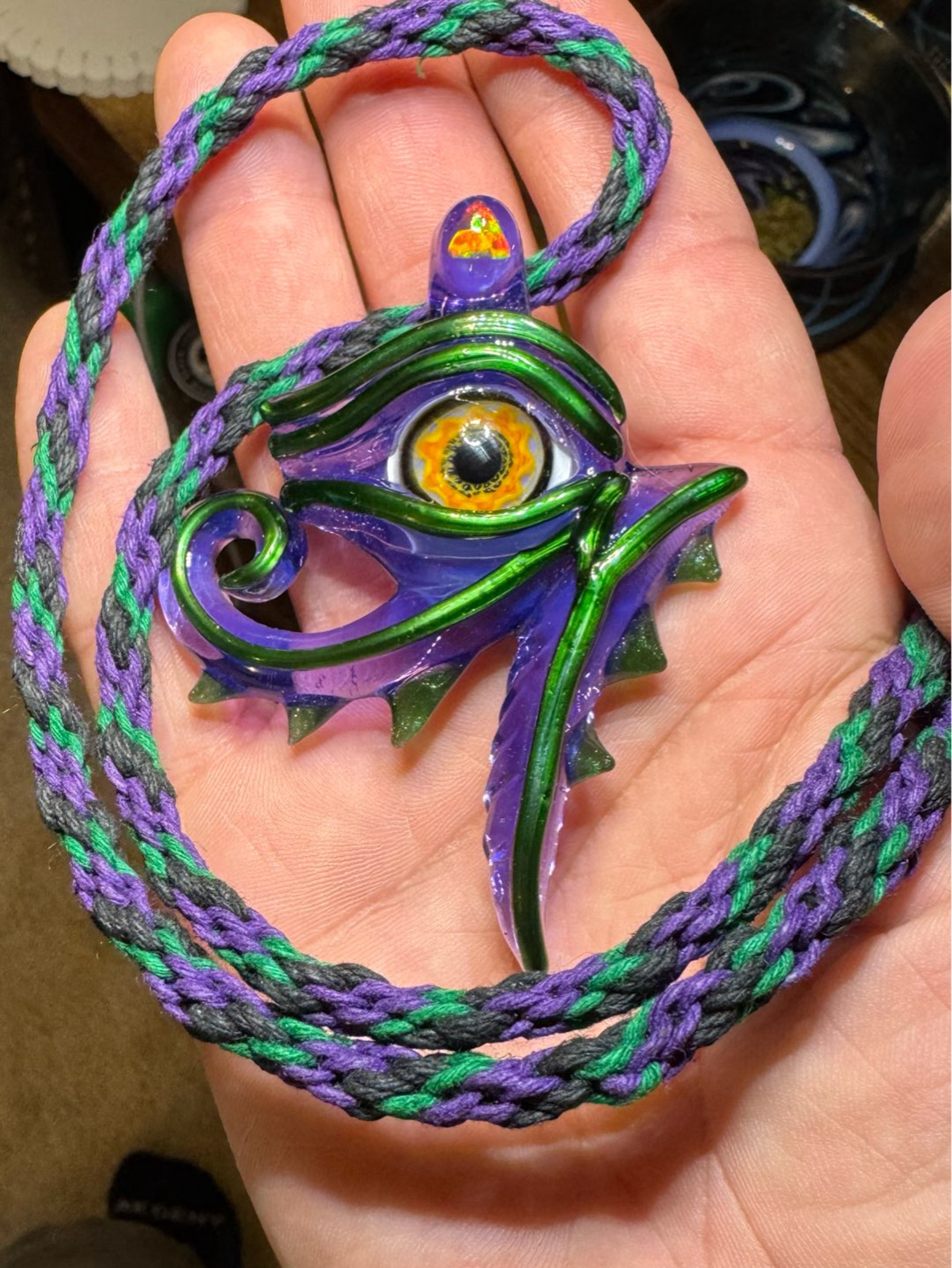 Preview pic of 🔥Mako Glass tri angle opal UV Eye of Ra chromium/gold amethyst / custom hemp chain🔥