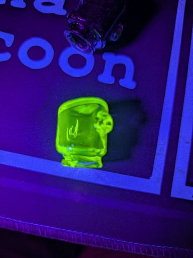 Preview pic of UV Puffco Pivot Top