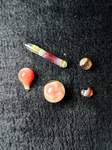Preview pic of MarvinsGlass024 No Reserve Auction! 🍑🍓