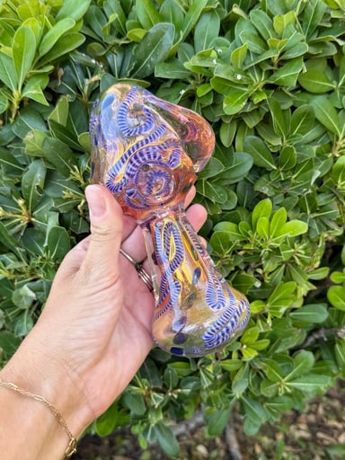 Preview pic of Giant Heavy Pink Swirled Horn Glass Hand Pipe