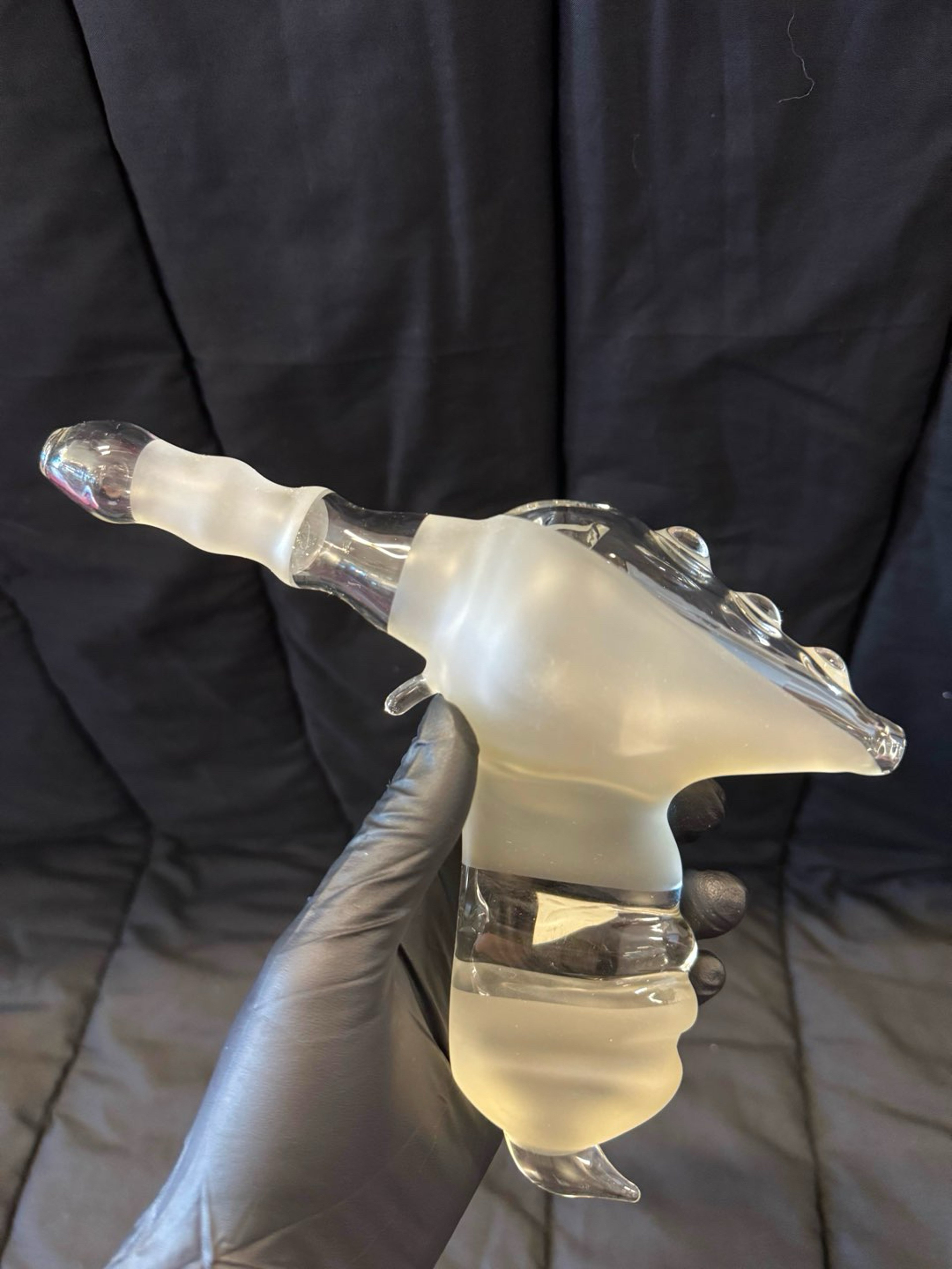 Preview pic of Frosted Gun Bubbler