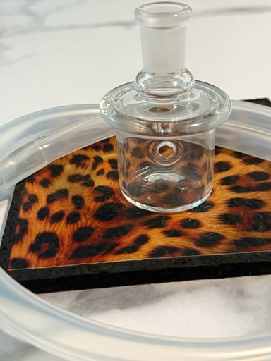 Preview pic of Dr. Dabber Switch 2 - Kadabra Glass Whip Adapter Top