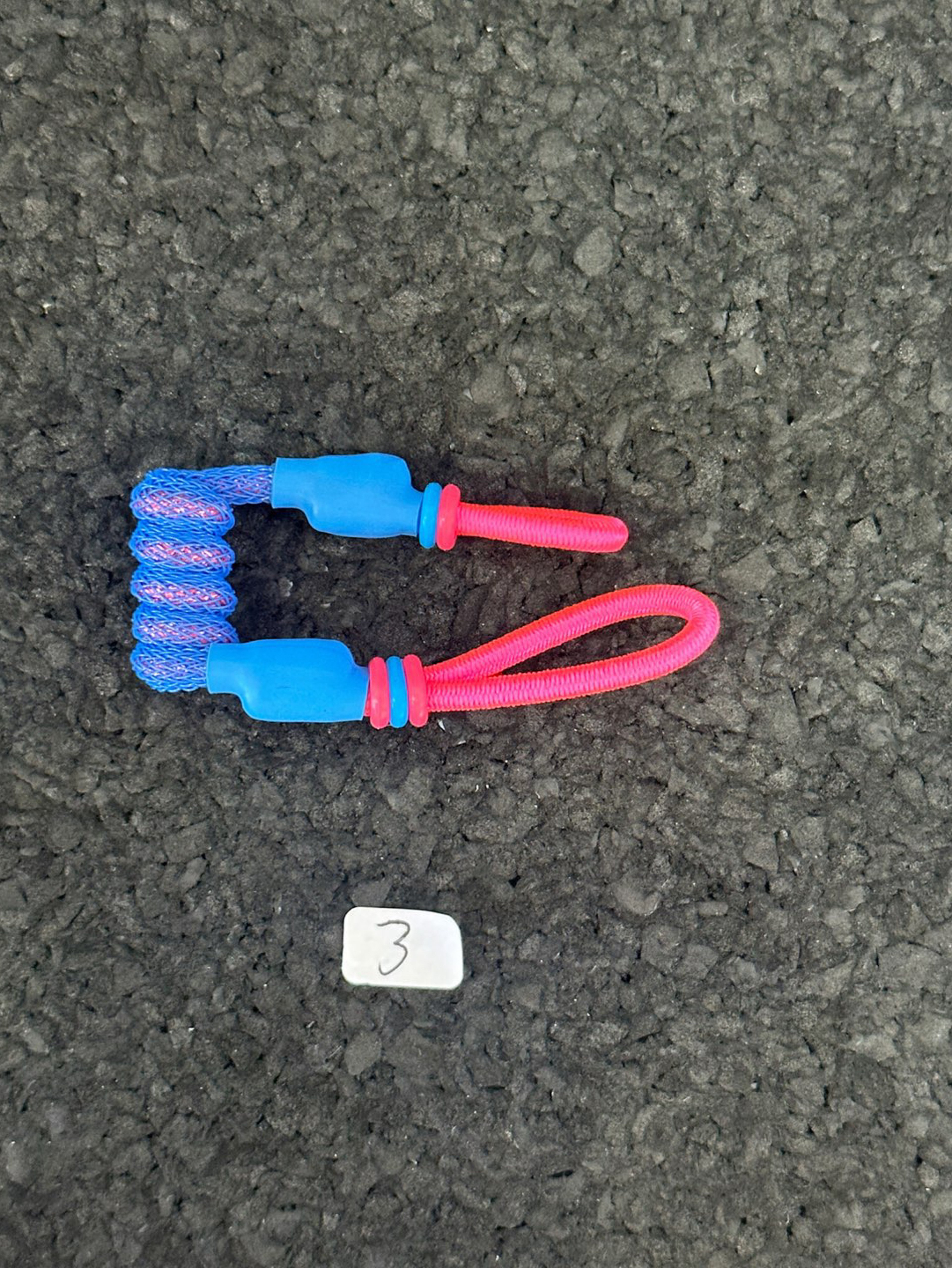Preview pic of Tuff Tethers Pivot Tiny Coil Tether 3