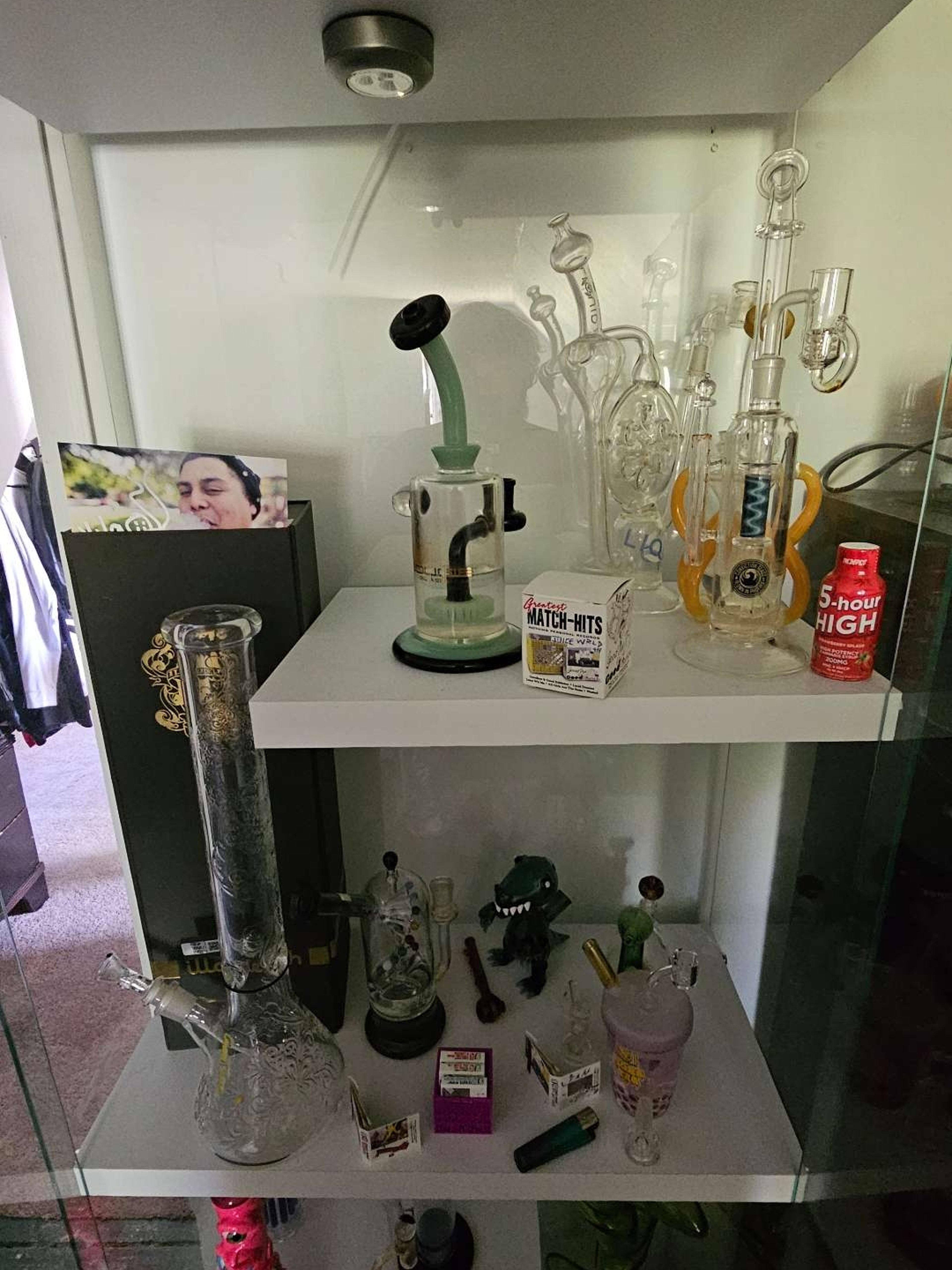 Collection—Singles or whole collection. image 0