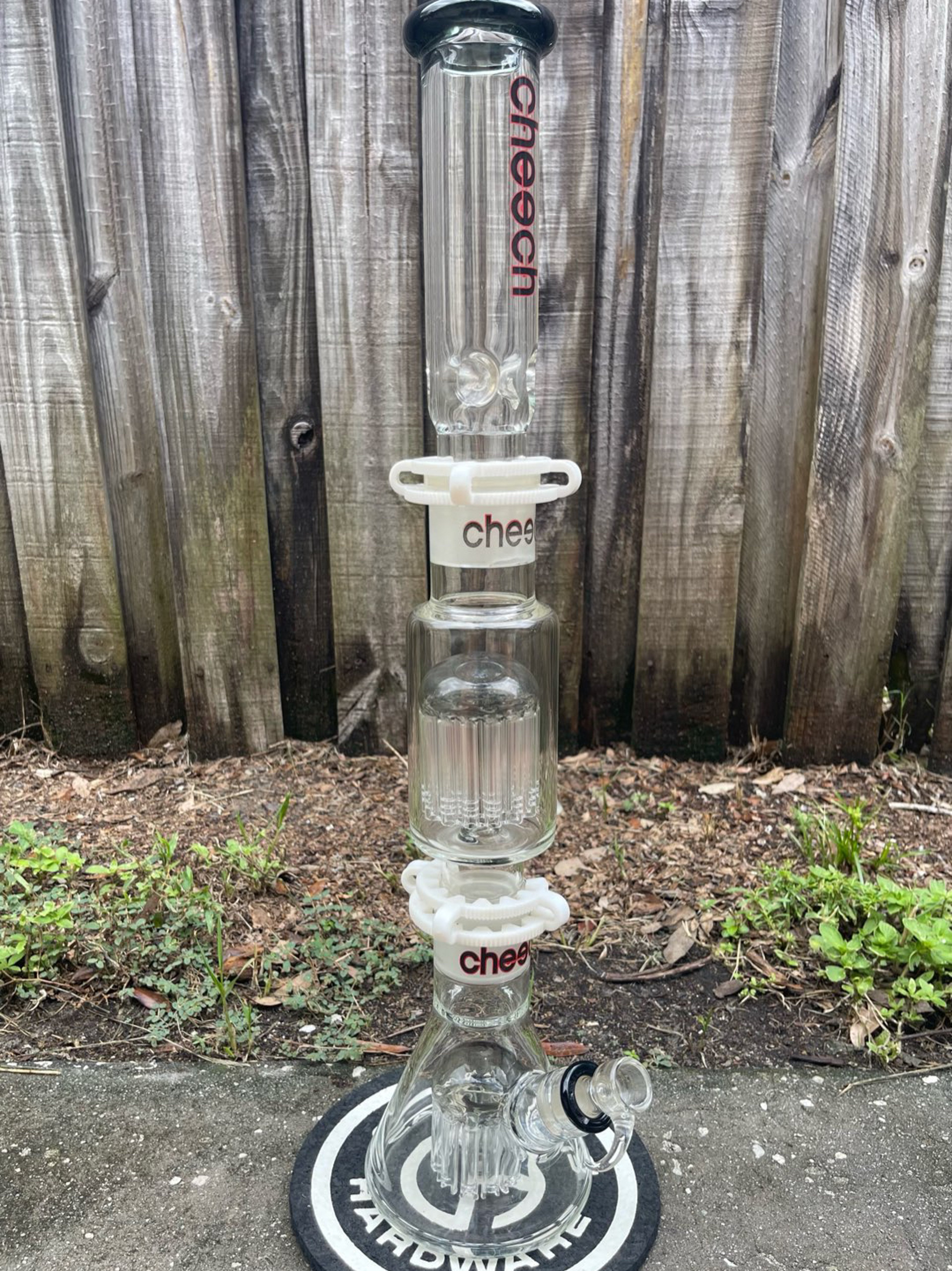 Preview pic of Cheech build a bong