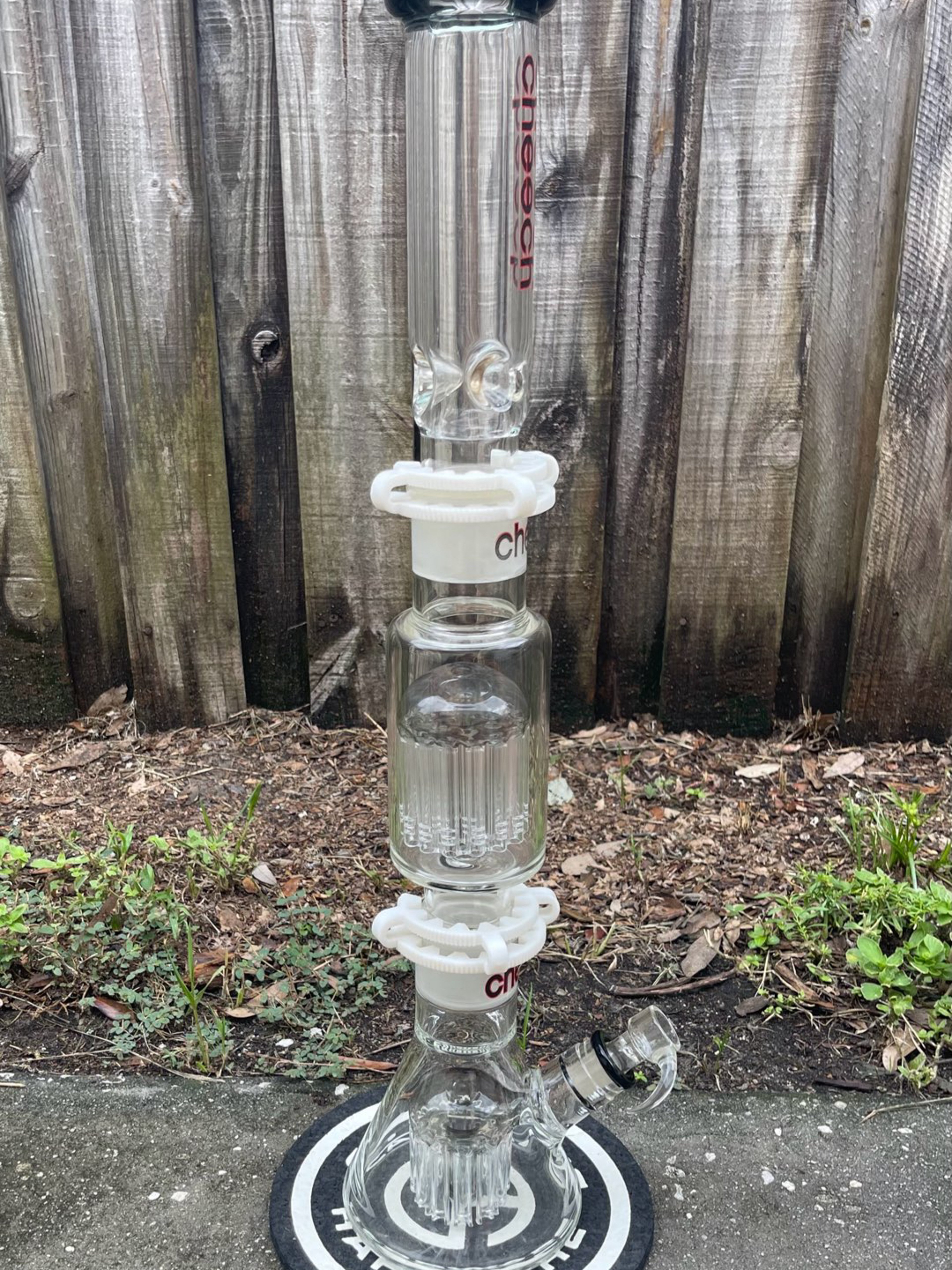Preview pic of Cheech build a bong