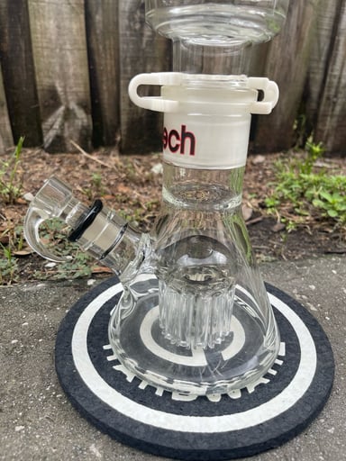 Preview pic of Cheech build a bong