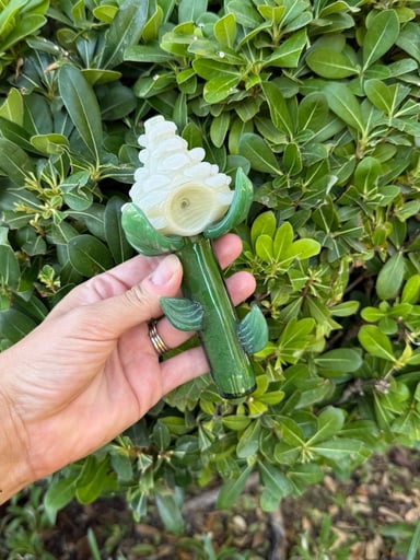 Preview pic of White Rose Glass Hand Pipe