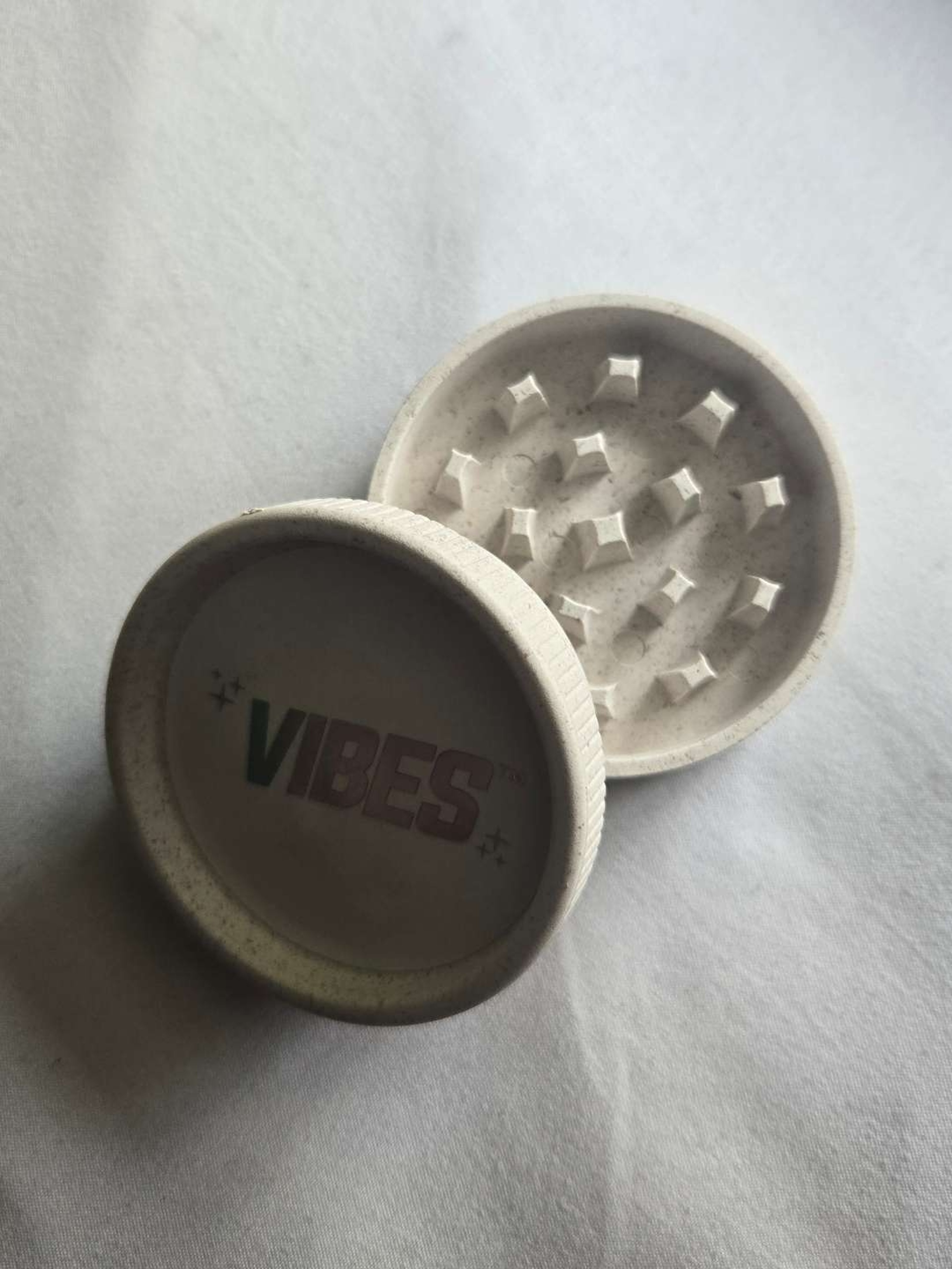 Santa Cruz x VIBES Grinder image 0