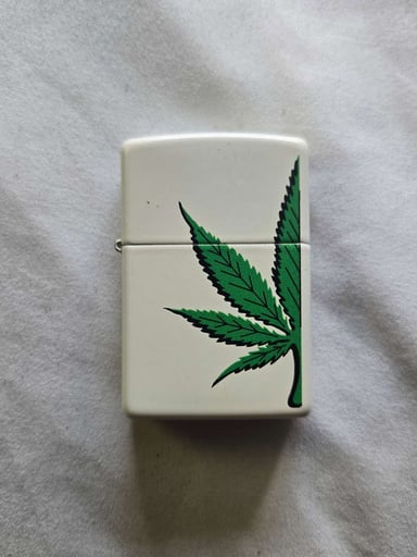 Preview pic of Zippo Lighter Limited Edition
