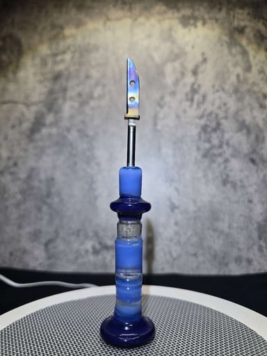 Preview pic of Titanium dabber tool rainbow tip and UV