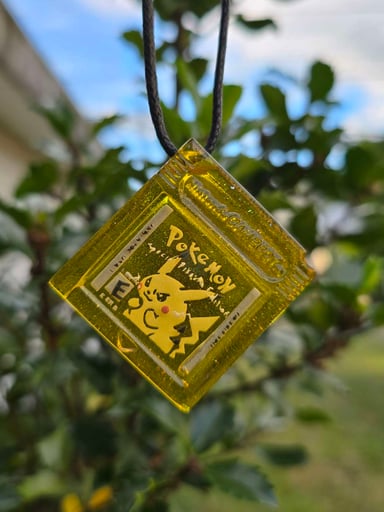 Preview pic of Pokemon Yellow Pikachu Game Cartridge Pendant