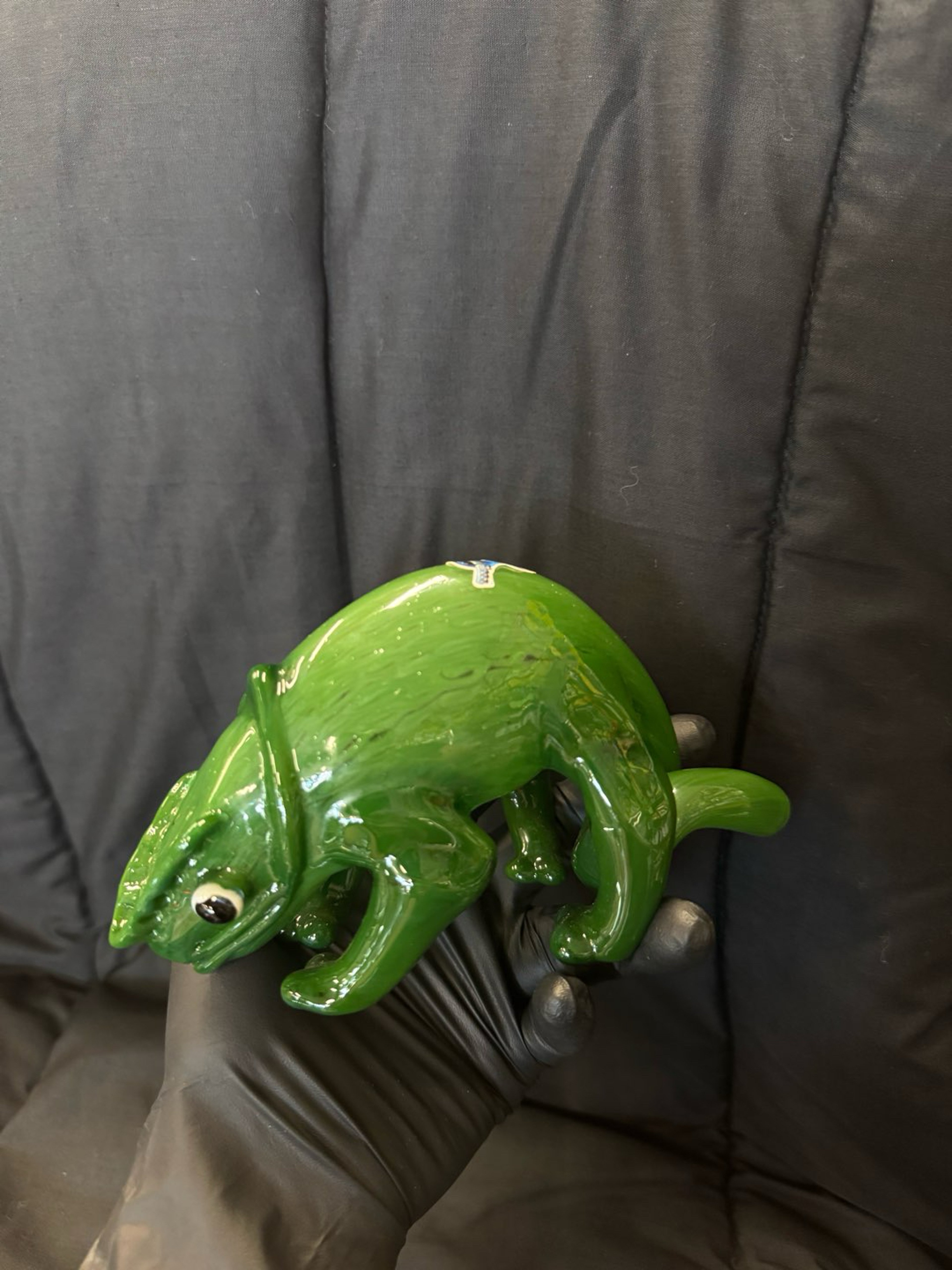 Preview pic of Chameleon Glass Lizard Handpipe